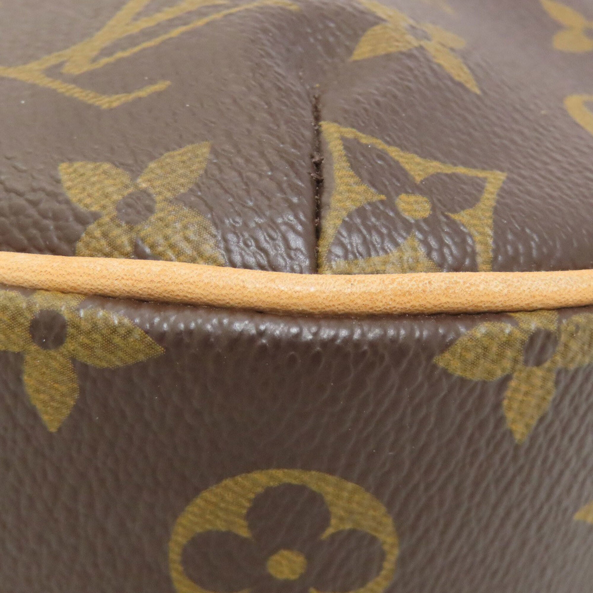 Louis Vuitton Monogram Monogram Shoulder Bag (Pre-Owned)