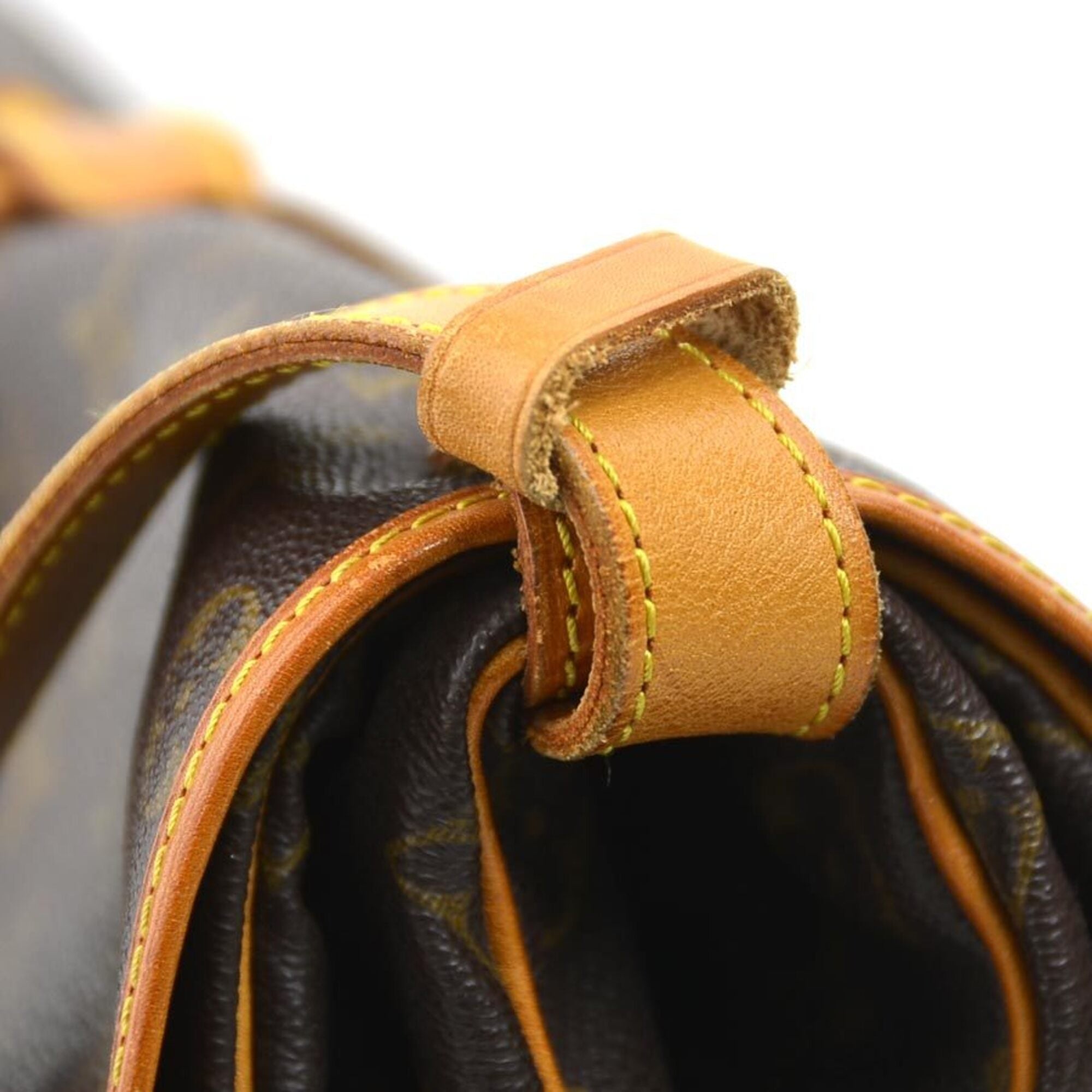 Louis Vuitton Brown Monogram Monogram Shoulder Bag (Pre-Owned)