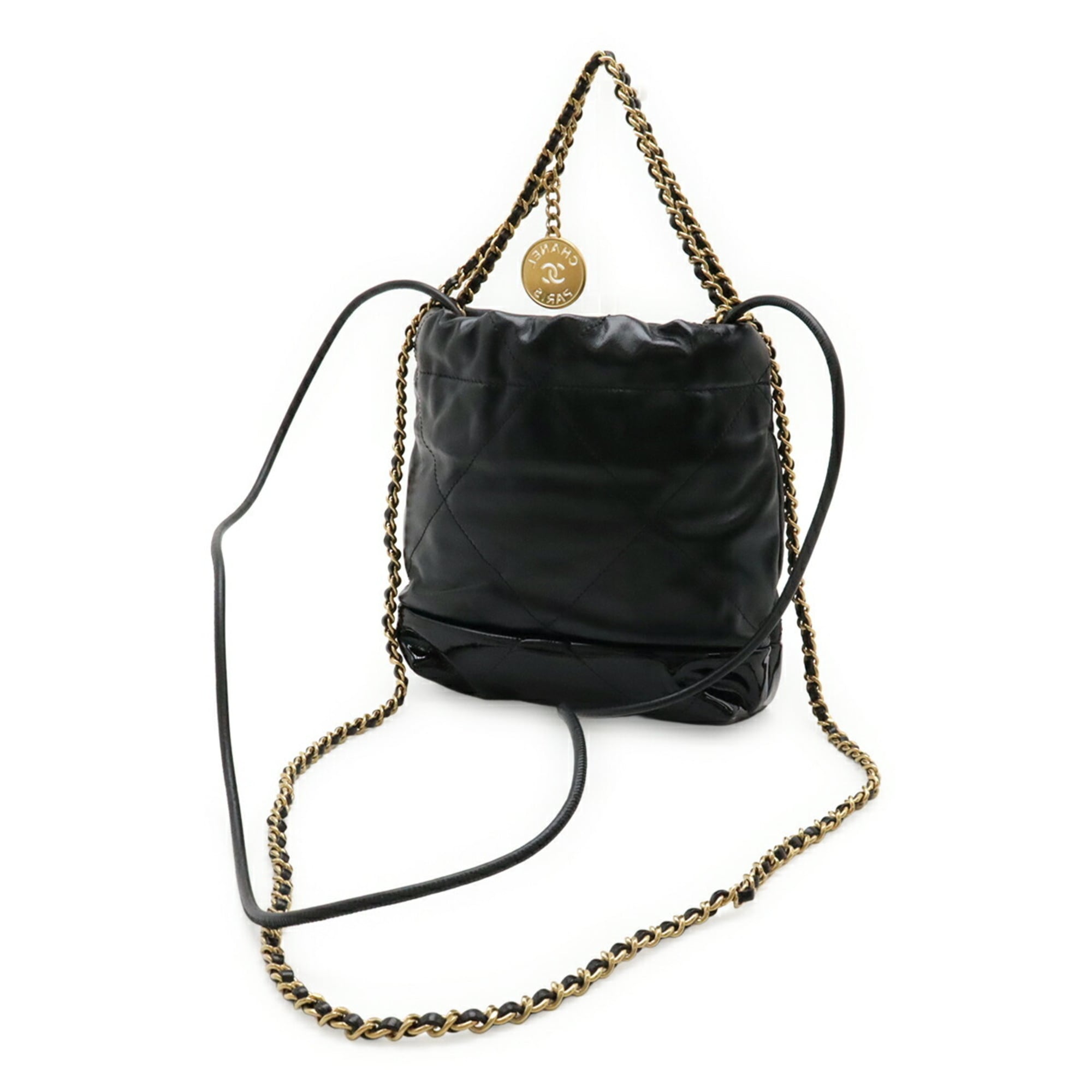 Chanel Black Patent Leather Leather Shoulder Bag (Pre-Owned)