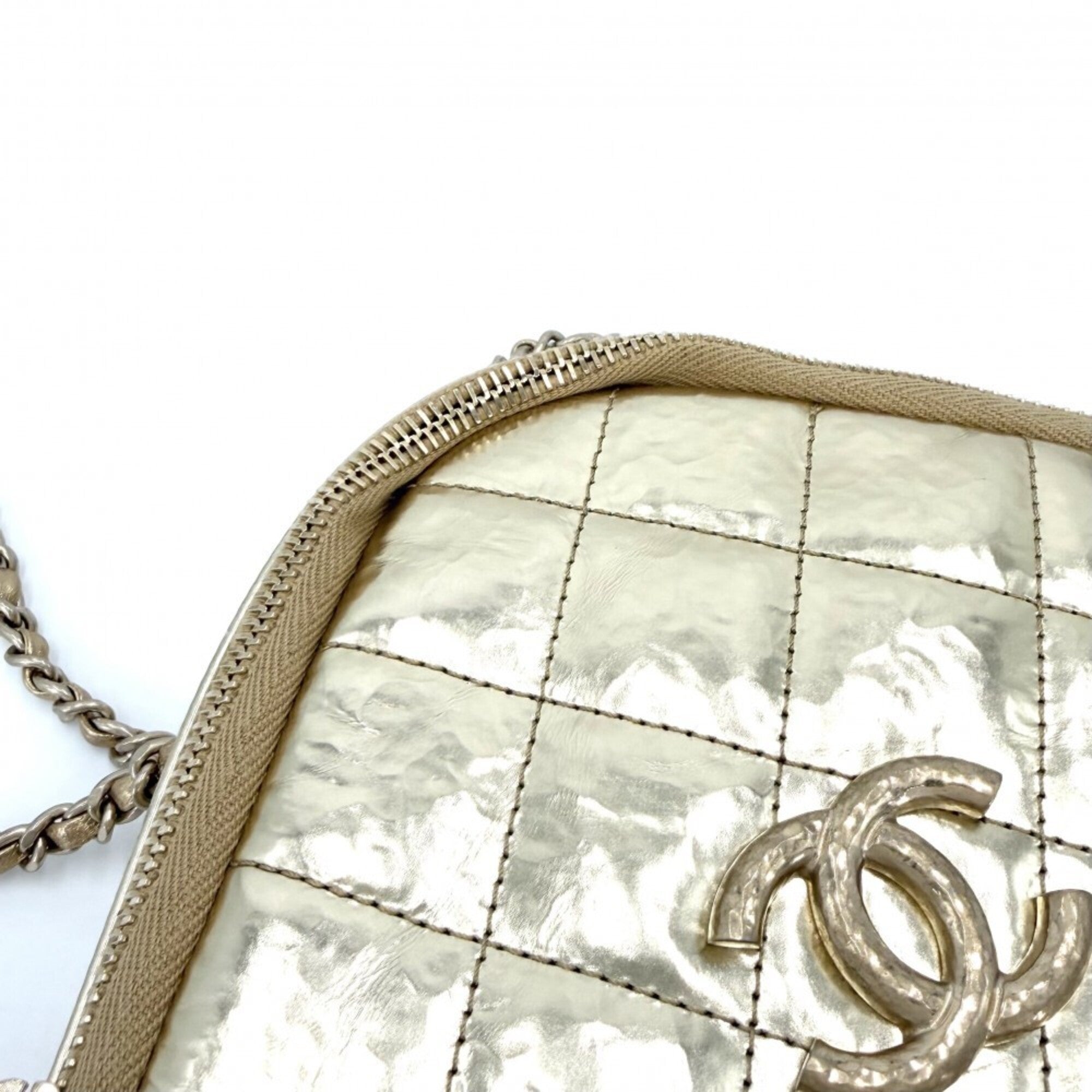 Chanel Gold Leather Shoulder Bag (Pre-Owned)