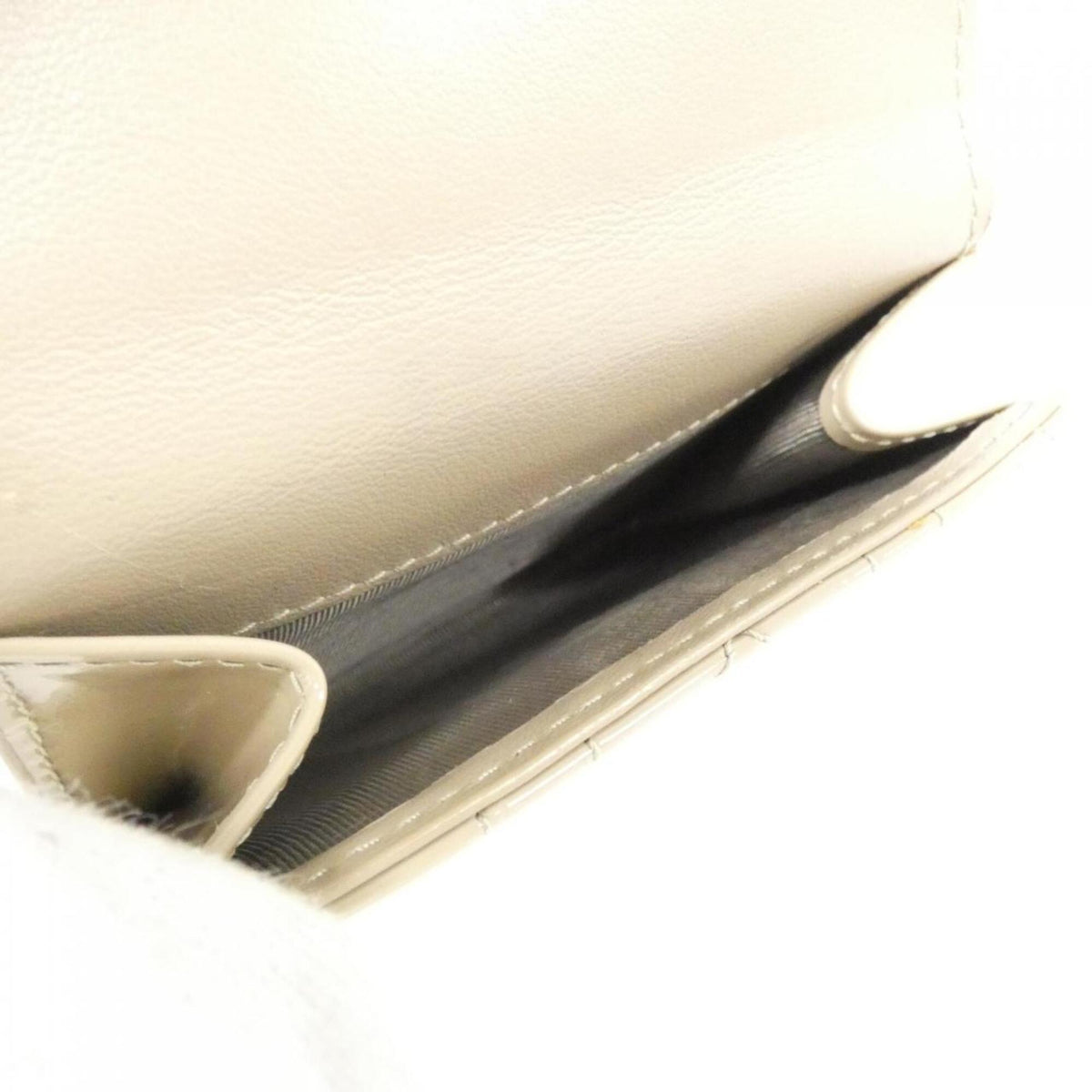 Christian Dior Beige Wallet (Tri-Fold) (Pre-Owned)