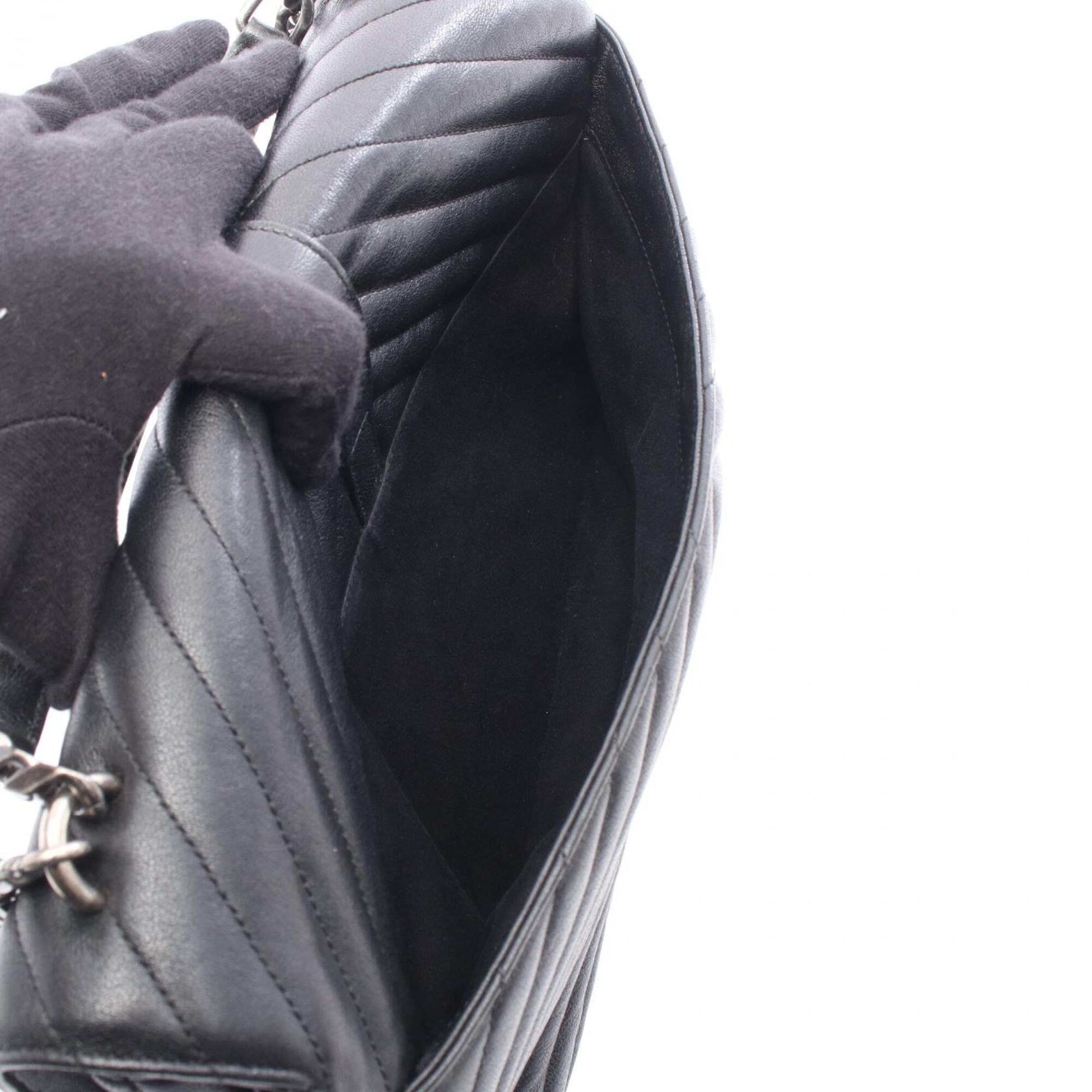Saint Laurent Black Leather Handbag (Pre-Owned)