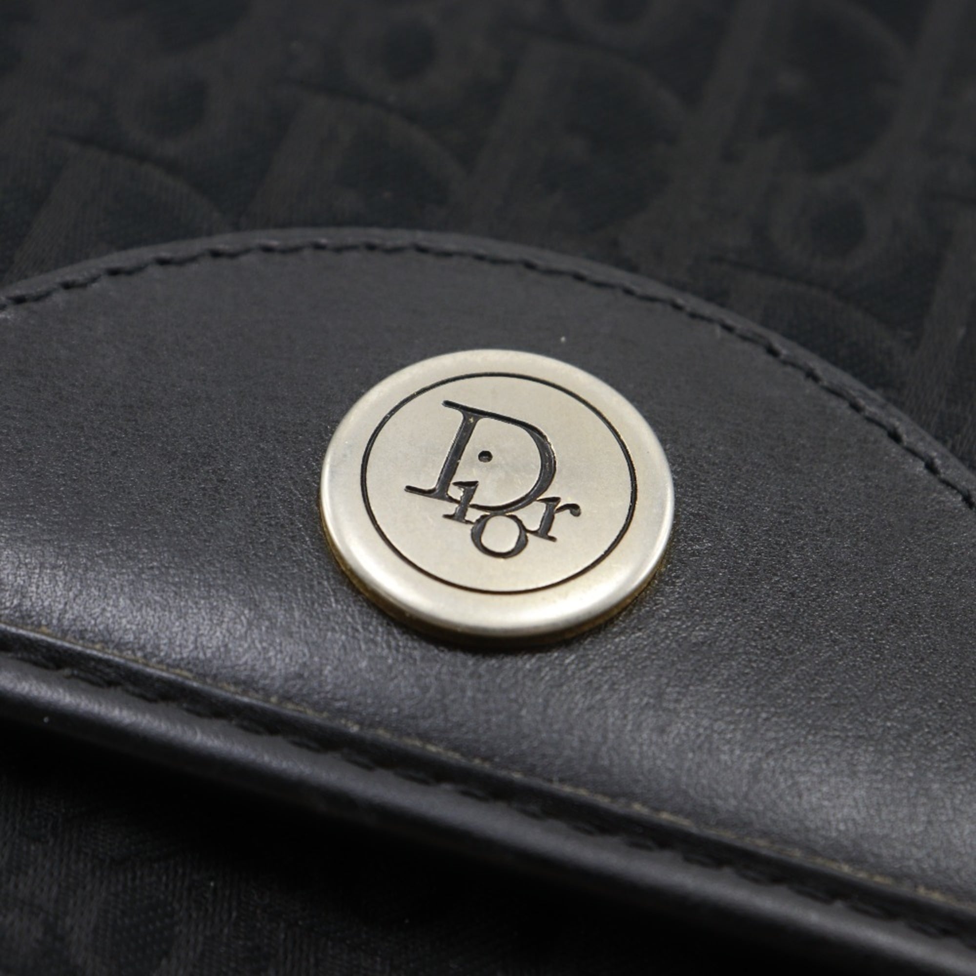 Christian Dior Black Canvas Shoulder Bag (Pre-Owned)