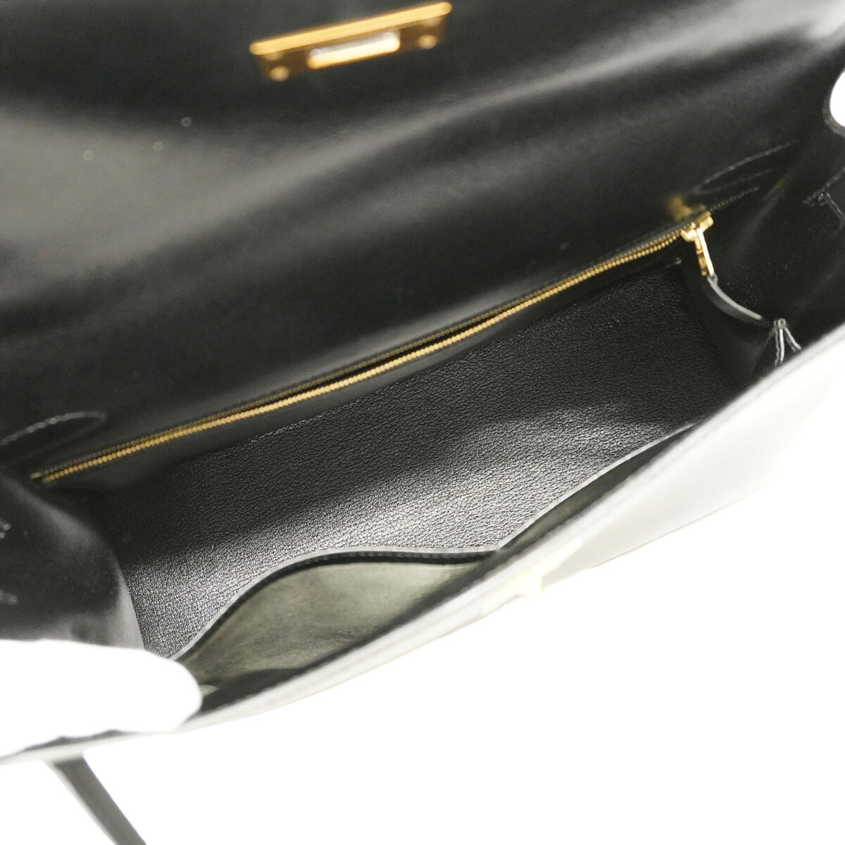 Hermes Black Box Calf Leather Handbag (Pre-Owned)