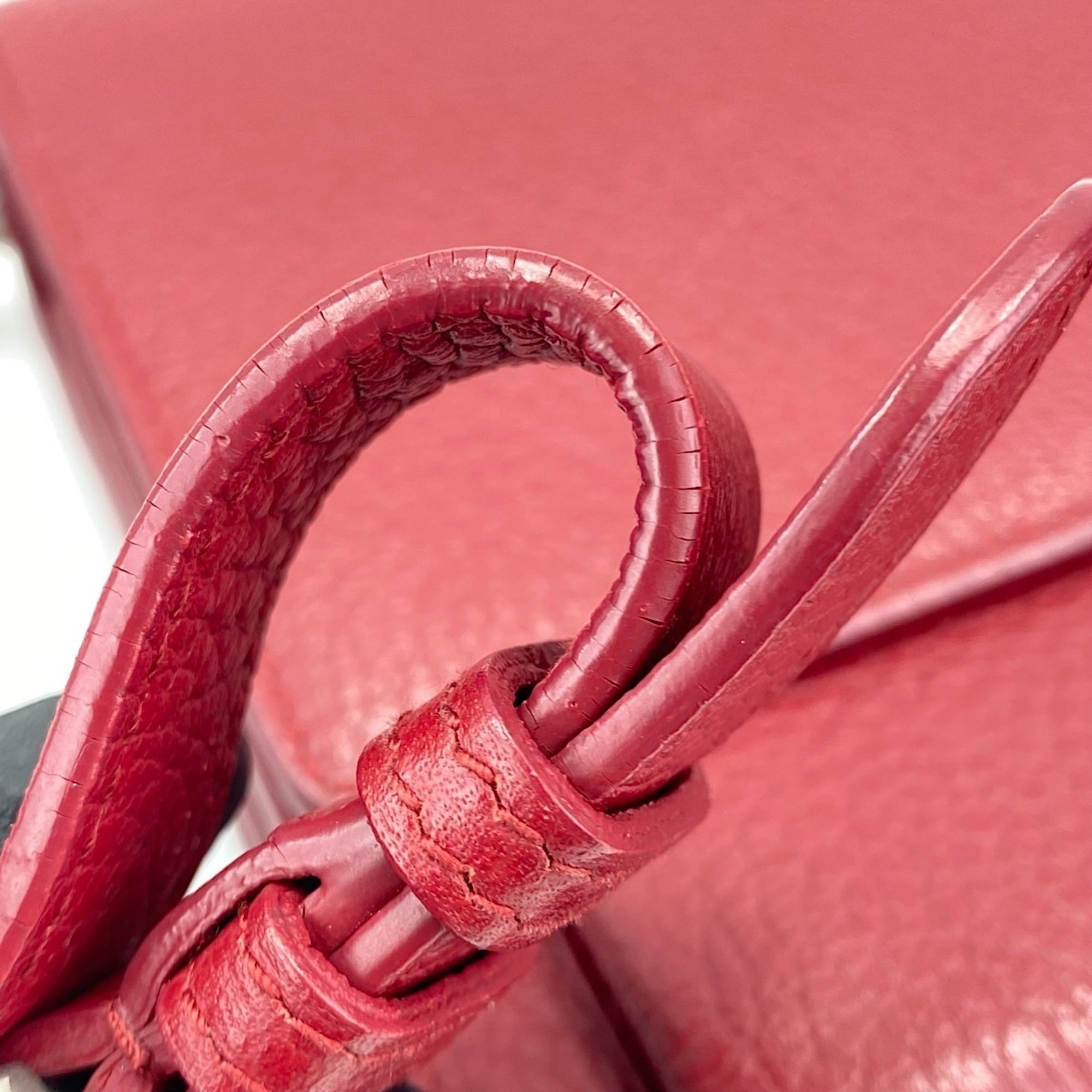 Yves Saint Laurent Red Color Wine Shoulder Bag (Pre-Owned)