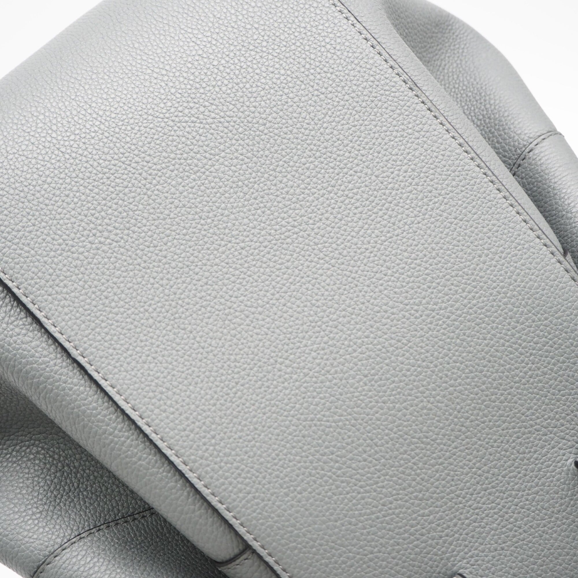 Loewe Hammock Gray Handbag (Pre-Owned)