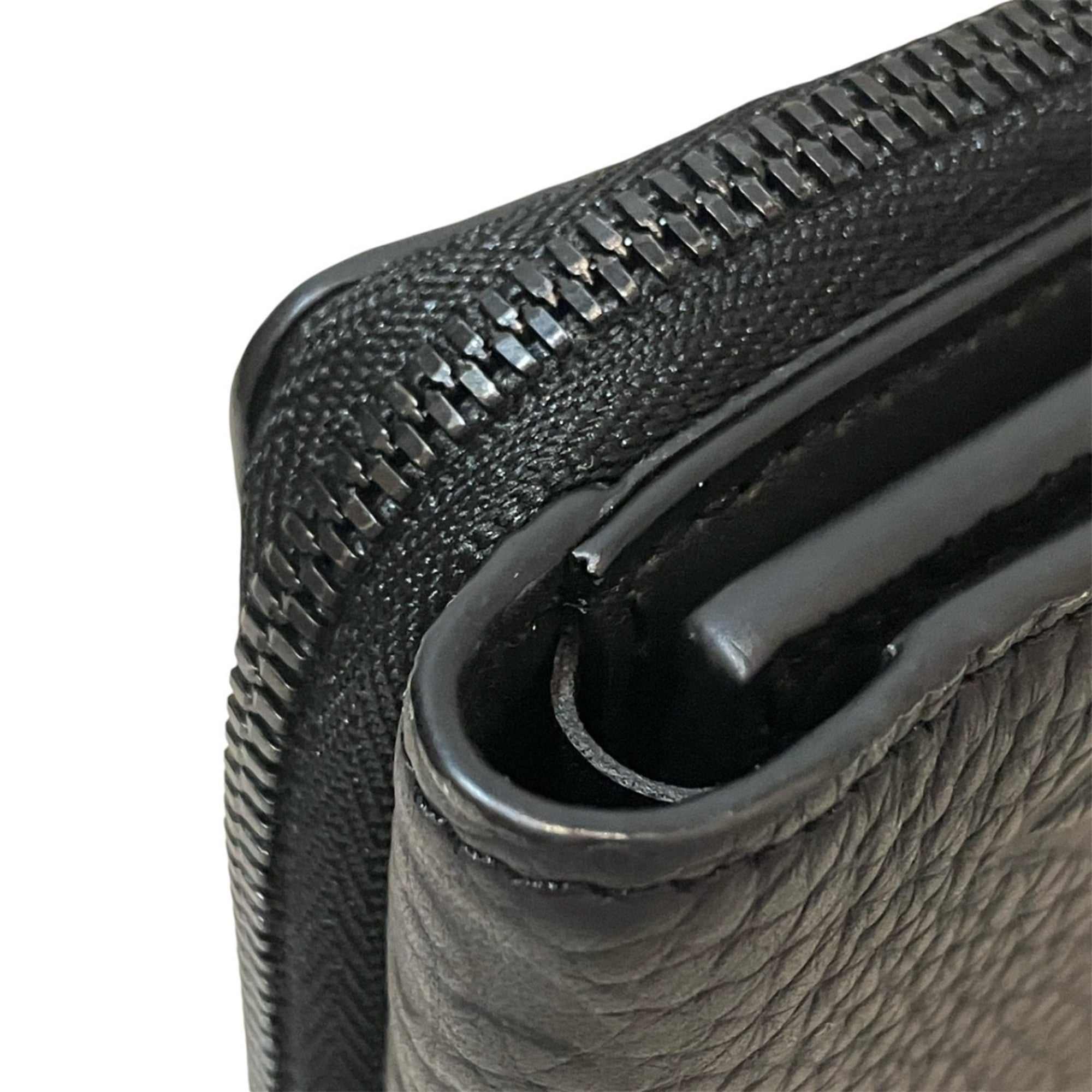 Louis Vuitton Black Wallet (Tri-Fold) (Pre-Owned)