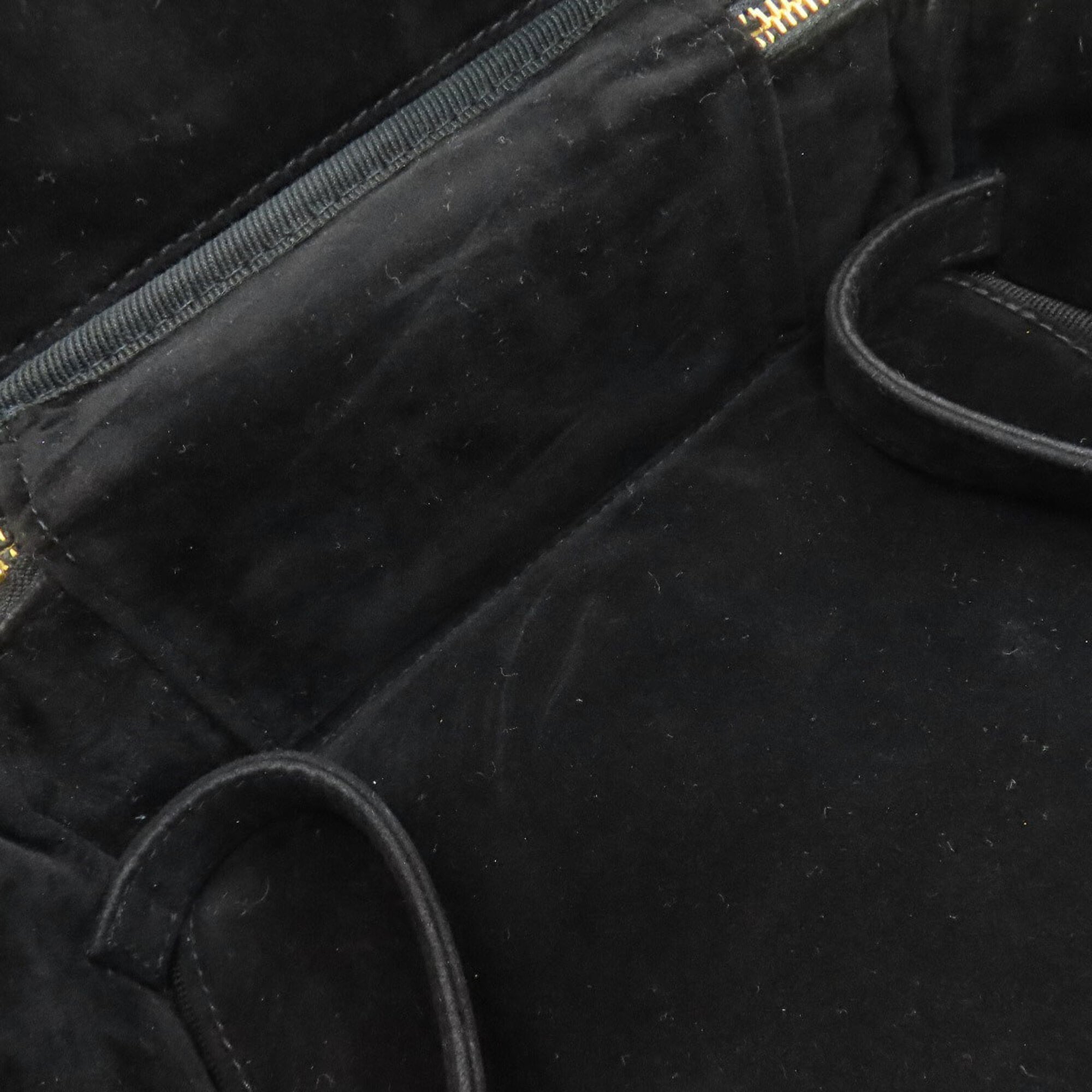 Chanel Black Patent Leather Handbag (Pre-Owned)