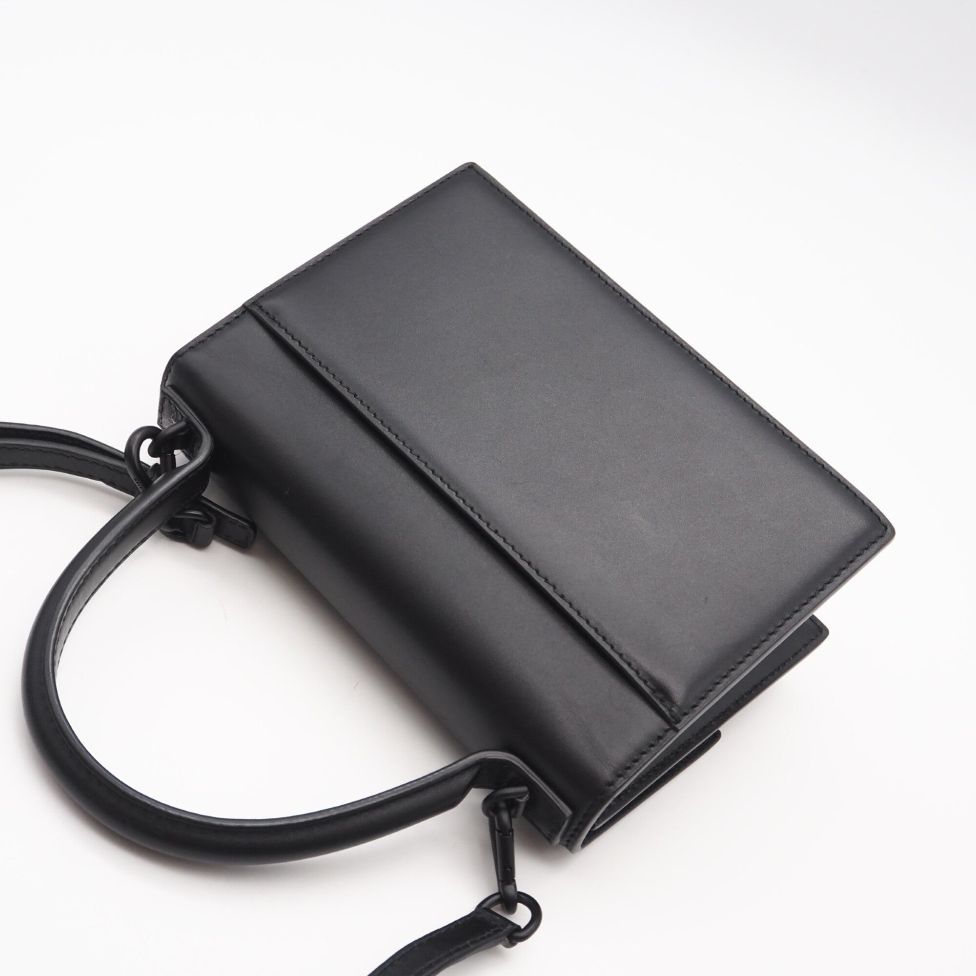 Balenciaga Black Leather Handbag (Pre-Owned)