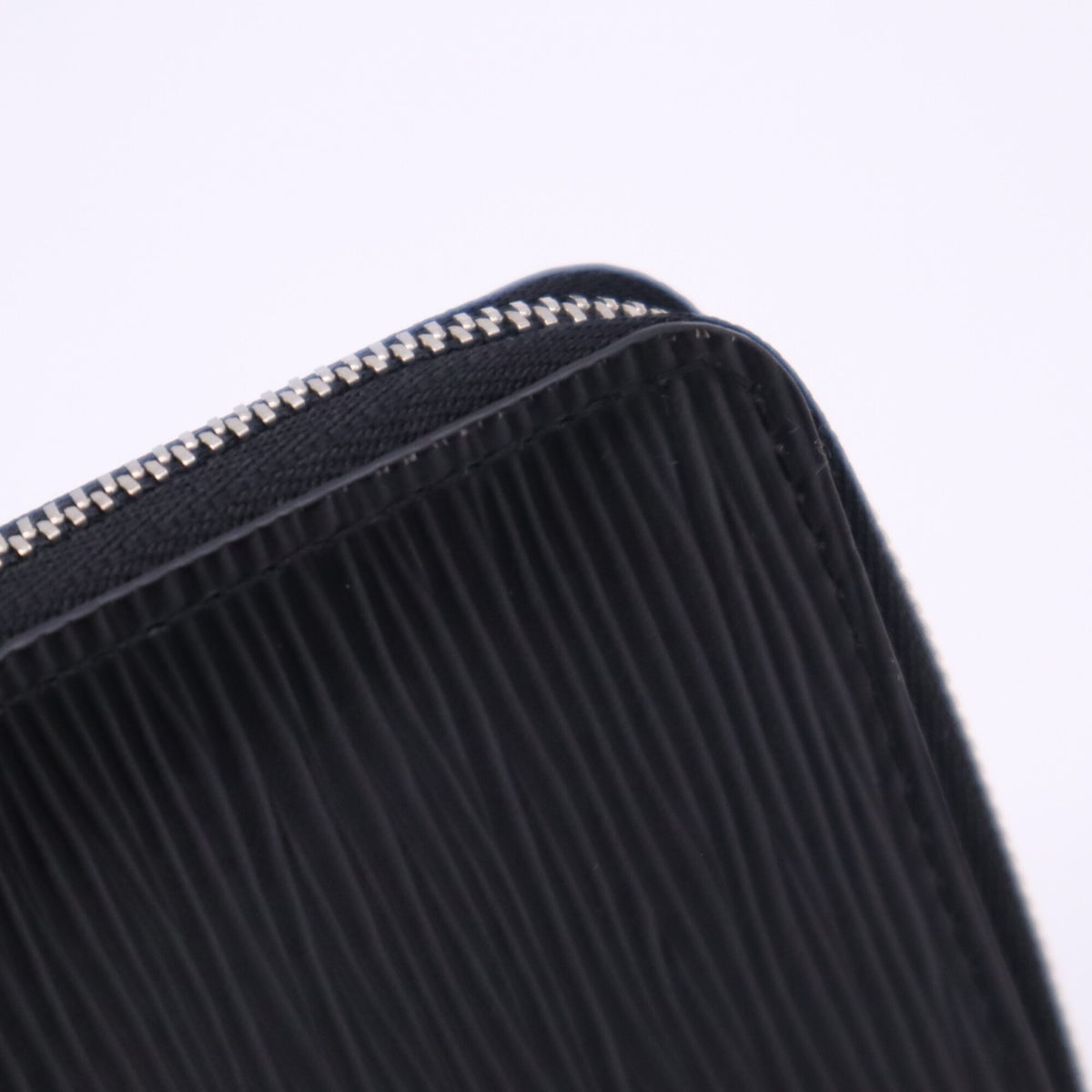 Louis Vuitton Epi Black Leather Coin Purse/Coin Case (Pre-Owned)