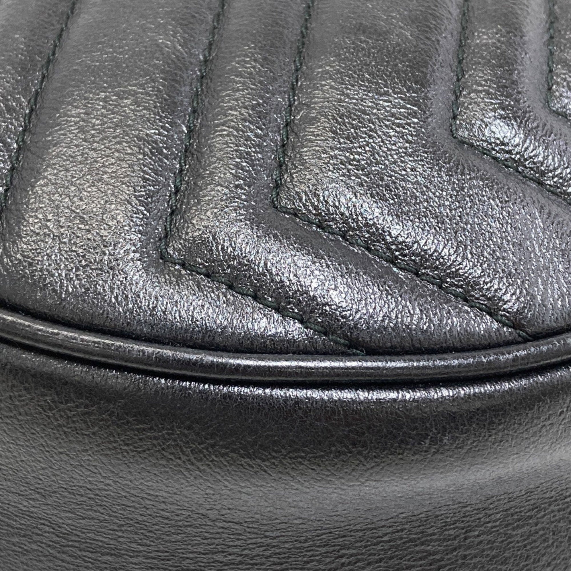 Gucci Black Leather Shoulder Bag (Pre-Owned)
