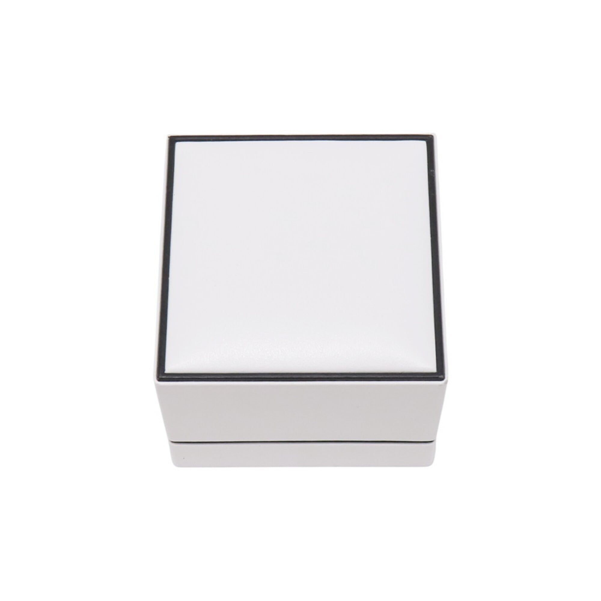 Chanel White Gold (18K) Band Ring (Pre-Owned)