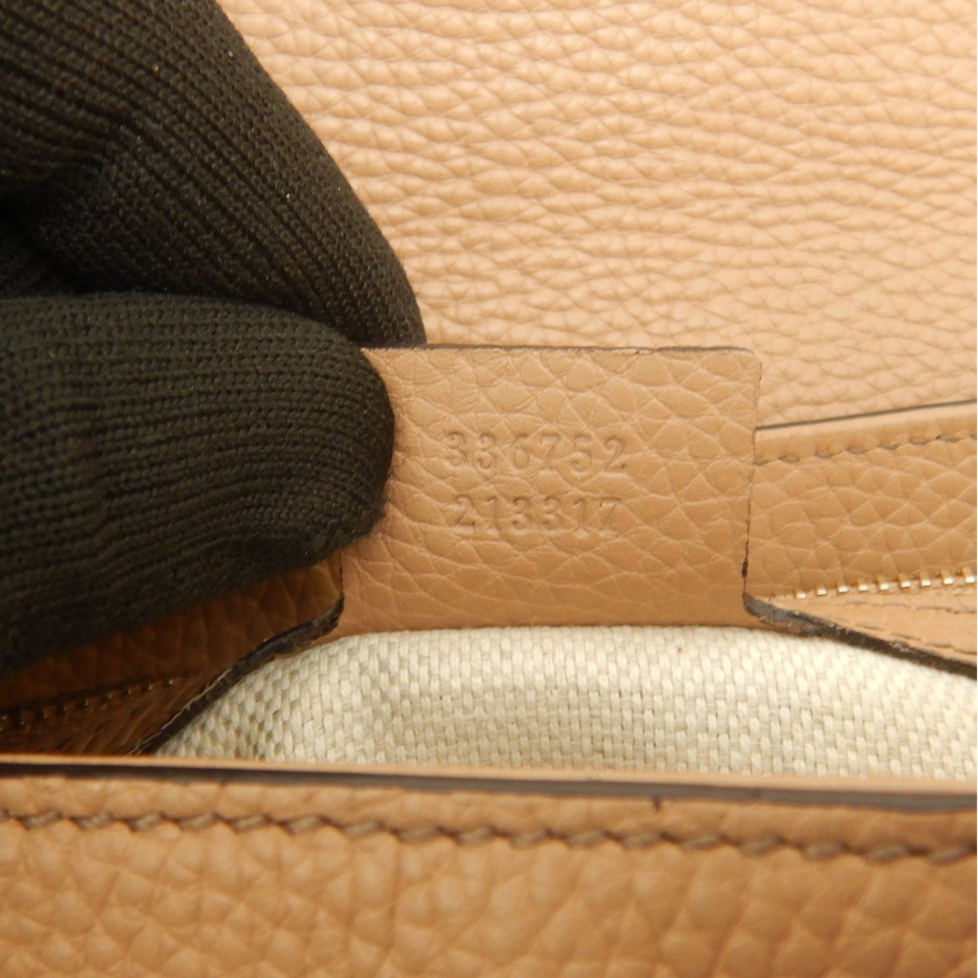 Gucci Pink Beige Leather Shoulder Bag (Pre-Owned)