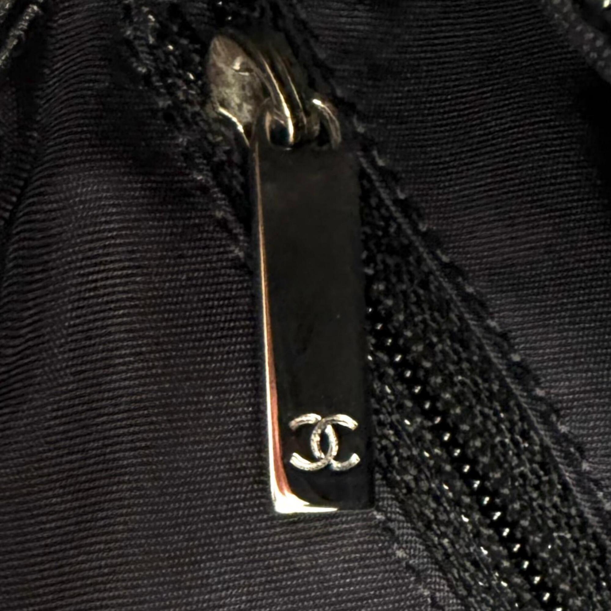 Chanel Black Coated Canvas Leather Tote Bag (Pre-Owned)