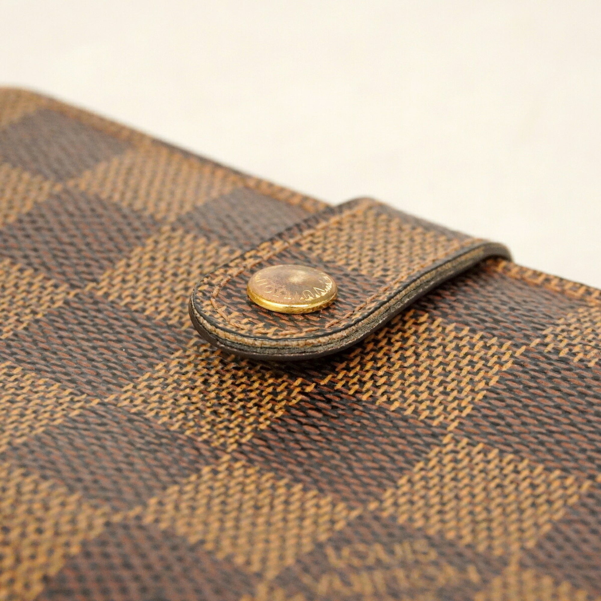 Louis Vuitton Ebene Wallet (Bi-Fold) (Pre-Owned)