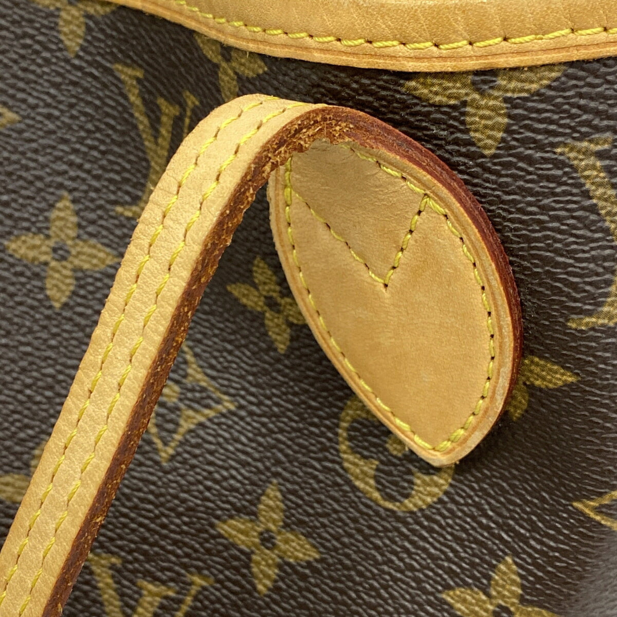 Louis Vuitton Brown Tote Bag (Pre-Owned)