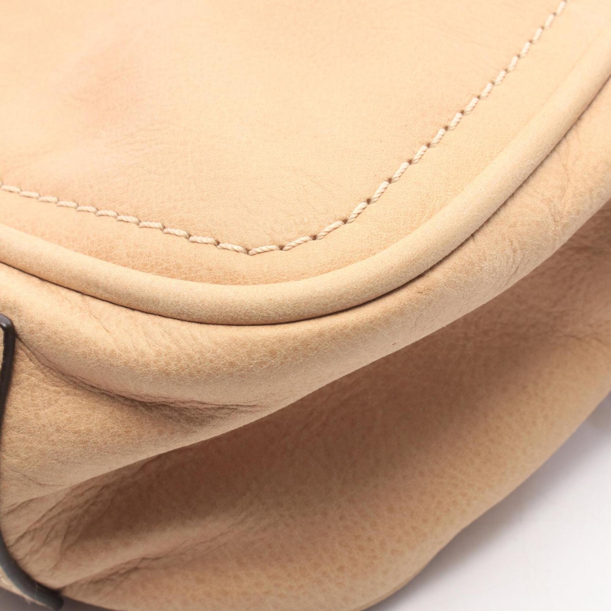 Loewe Beige Leather Handbag (Pre-Owned)