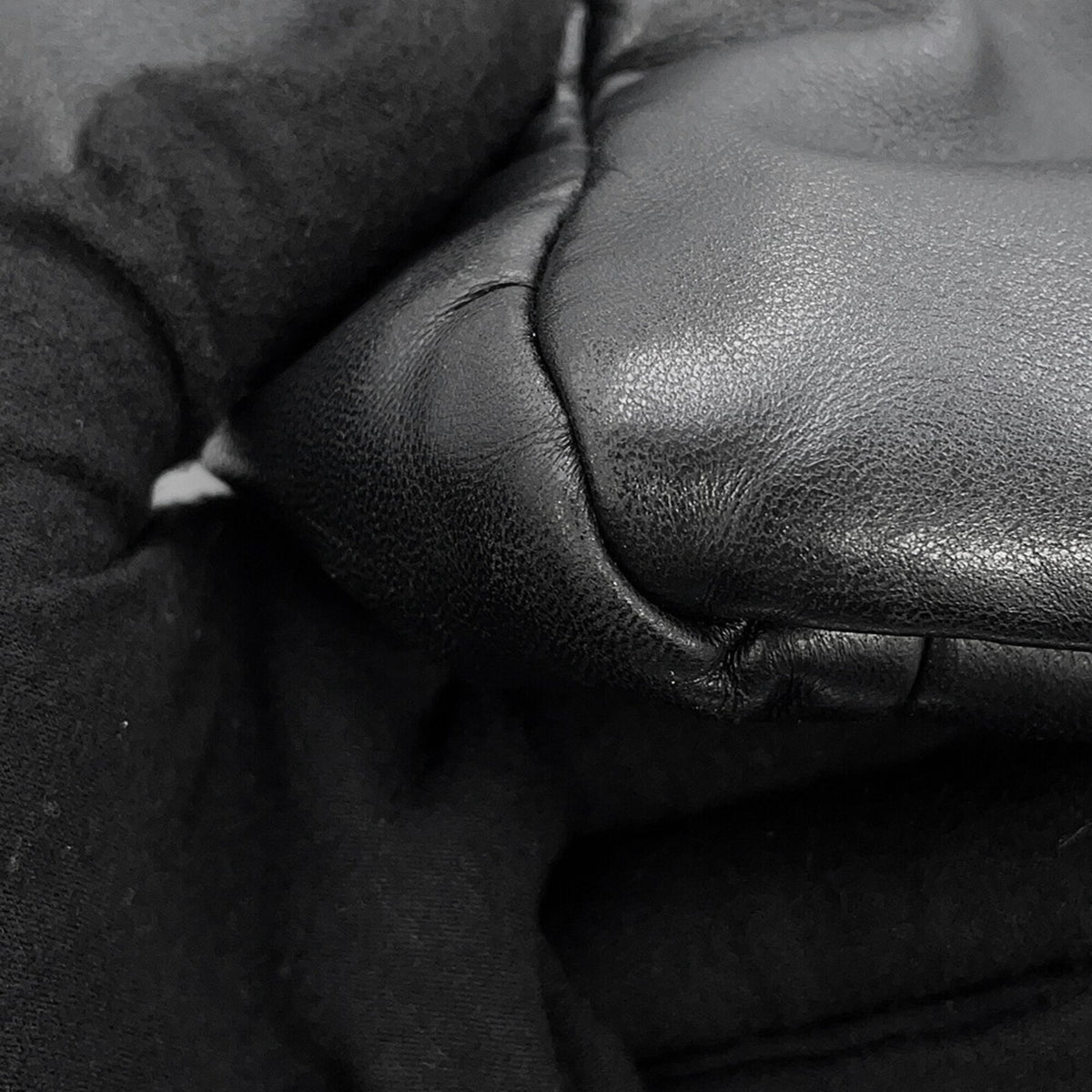 Prada Black Leather Handbag Tote Bag (Pre-Owned)