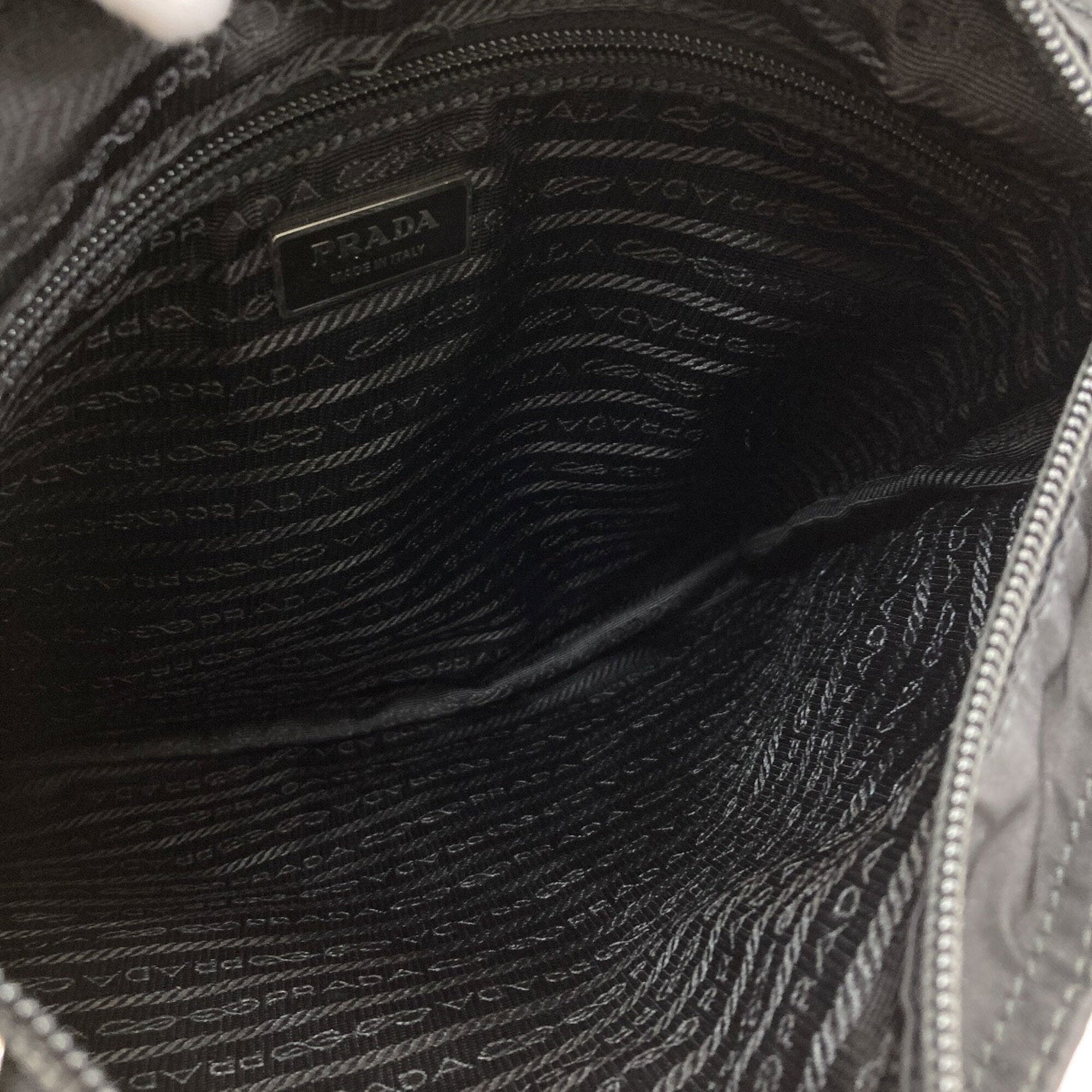 Prada Black Nylon Shoulder Bag (Pre-Owned)