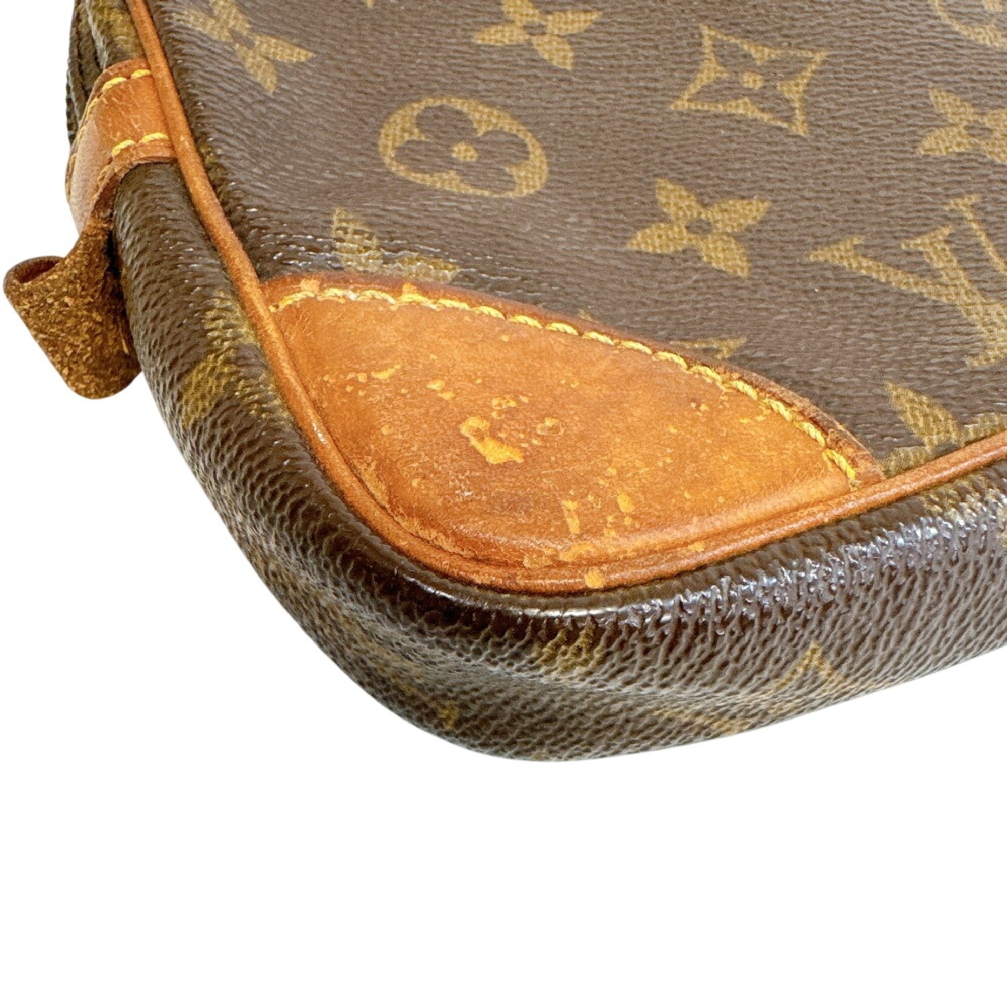 Louis Vuitton Brown Leather Clutch Bag Pouch (Pre-Owned)