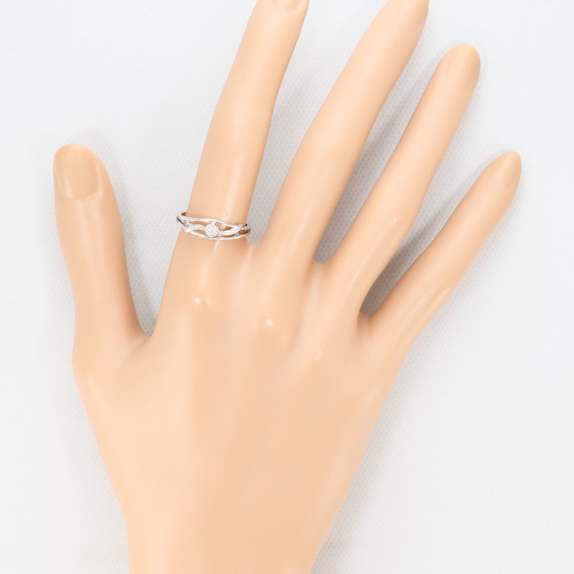Unbranded White Gold White Gold (18K) Band Ring (Pre-Owned)