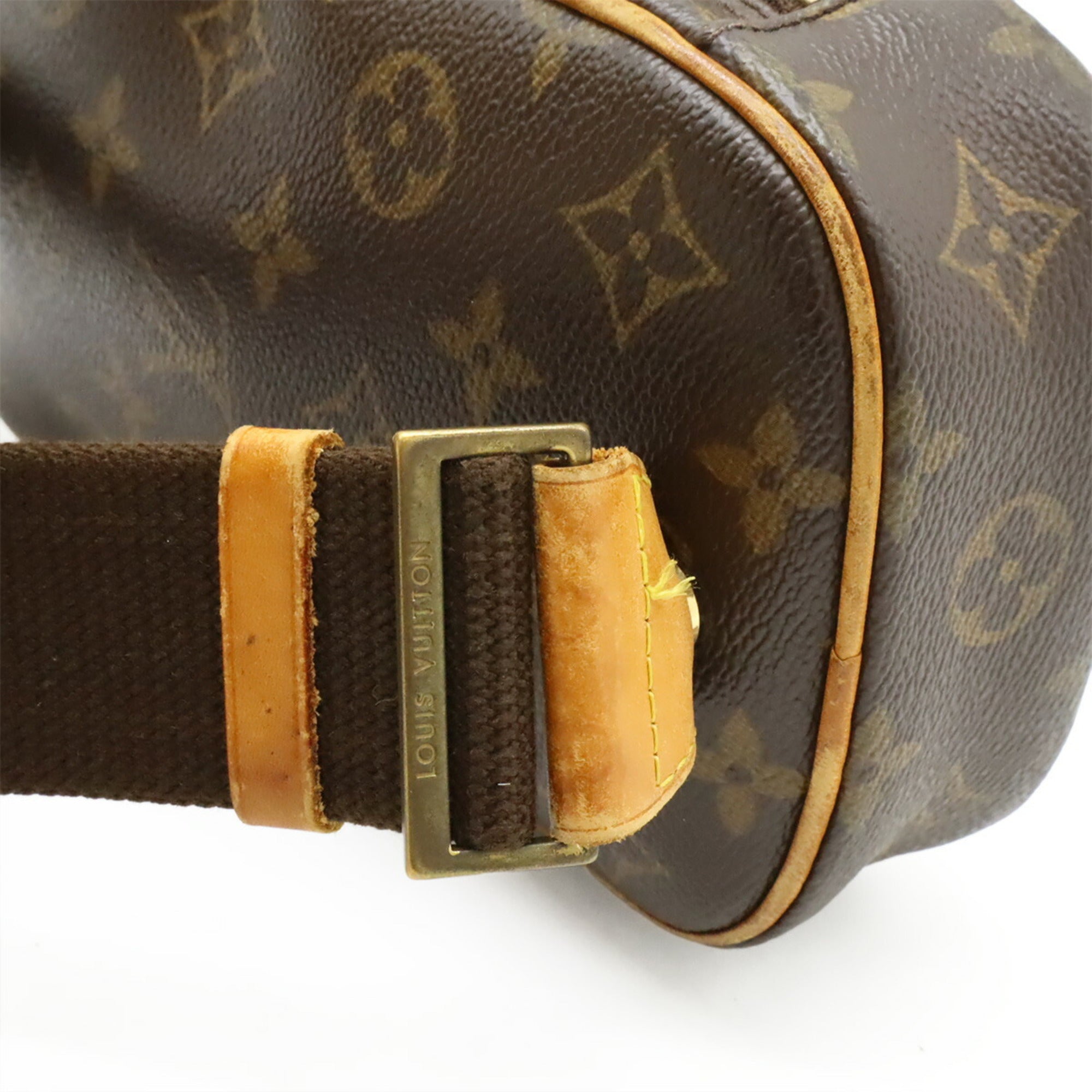 Louis Vuitton Brown Monogram Monogram Pochette Shoulder Bag (Pre-Owned)
