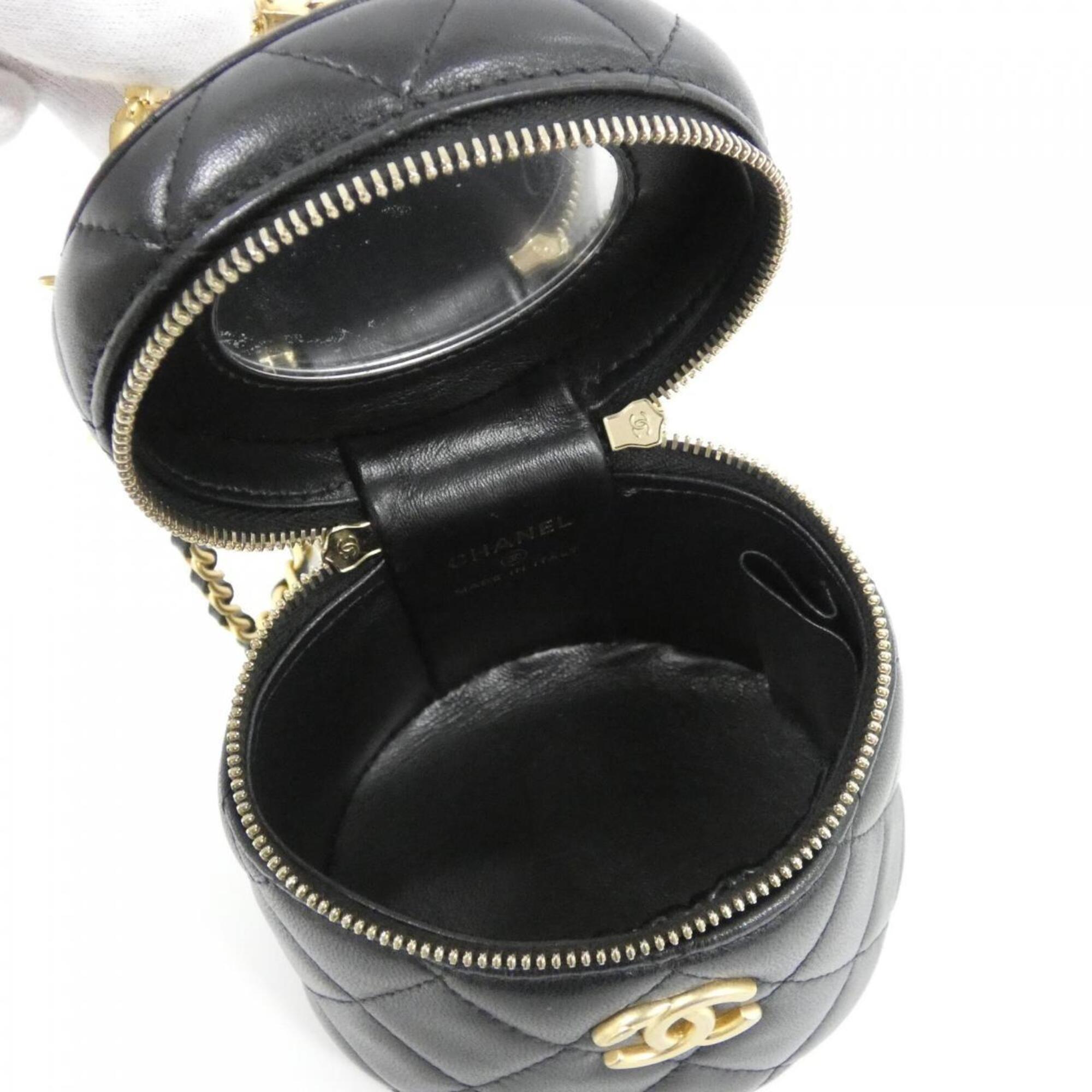 Chanel Black Leather Handbag (Pre-Owned)
