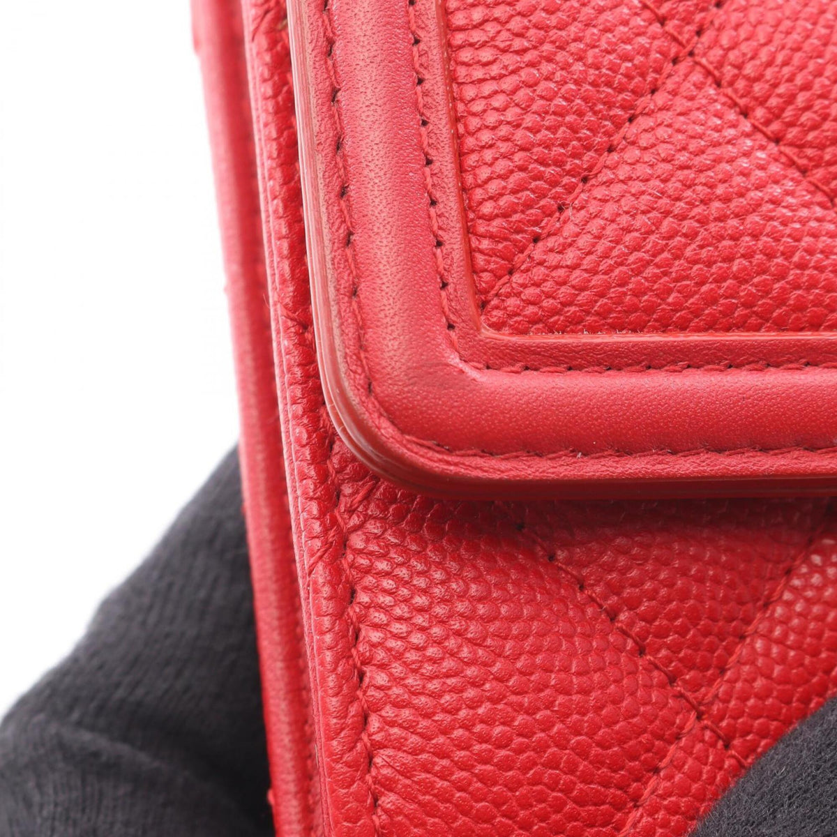 Chanel Red Color Grained Calfskin Wallet (Bi-Fold) (Pre-Owned)