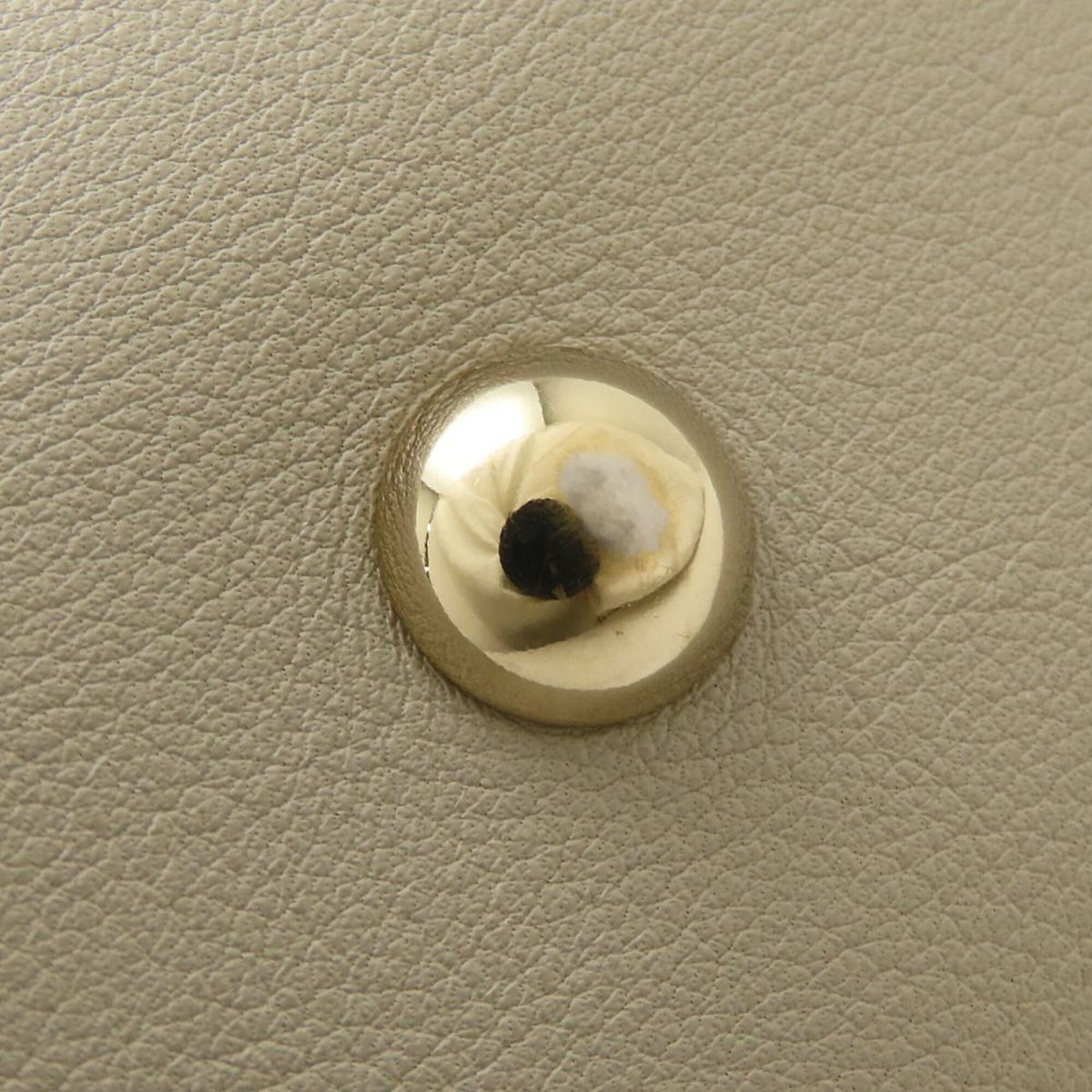 Gucci Ivory Leather Tote Bag (Pre-Owned)
