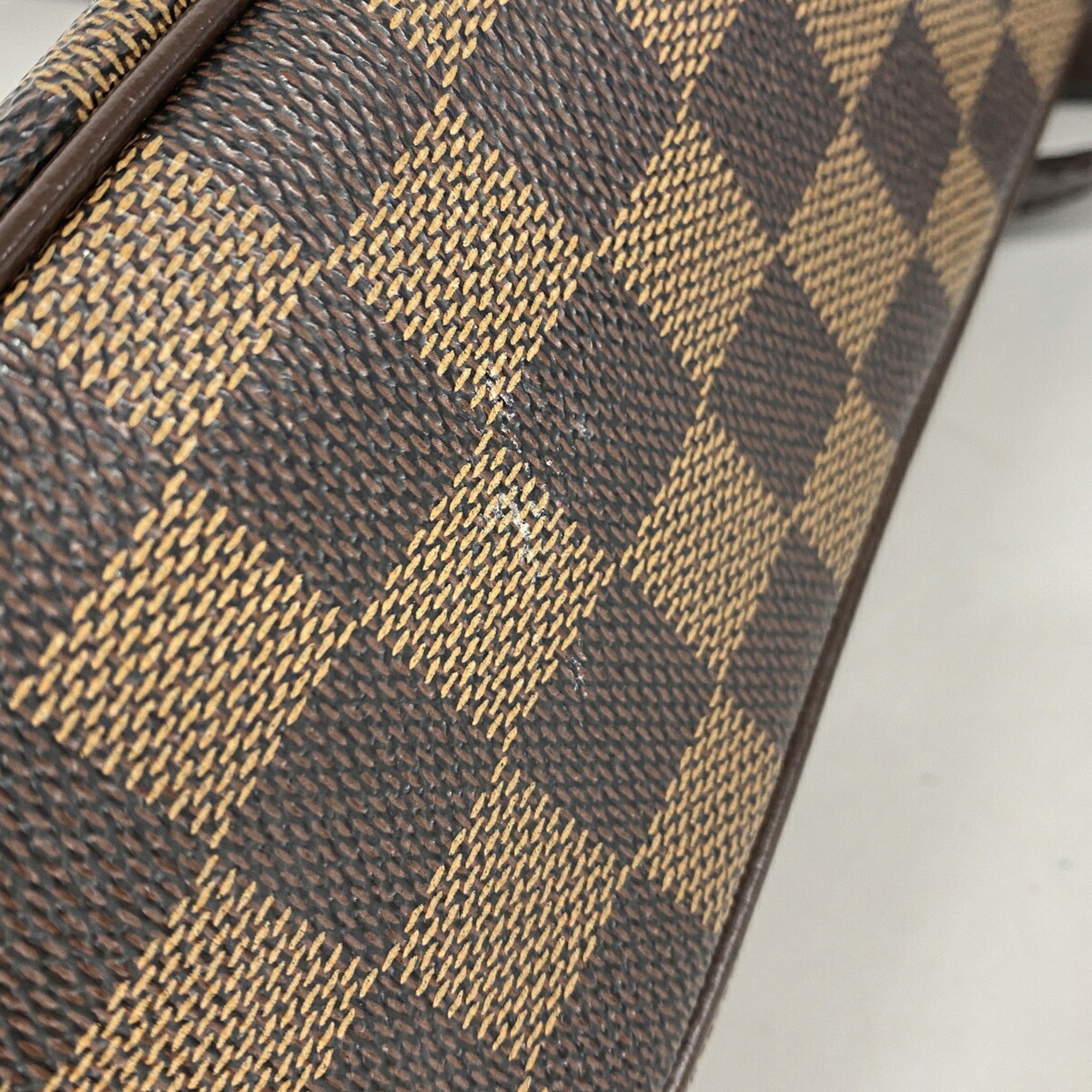 Louis Vuitton Ebene Shoulder Bag (Pre-Owned)