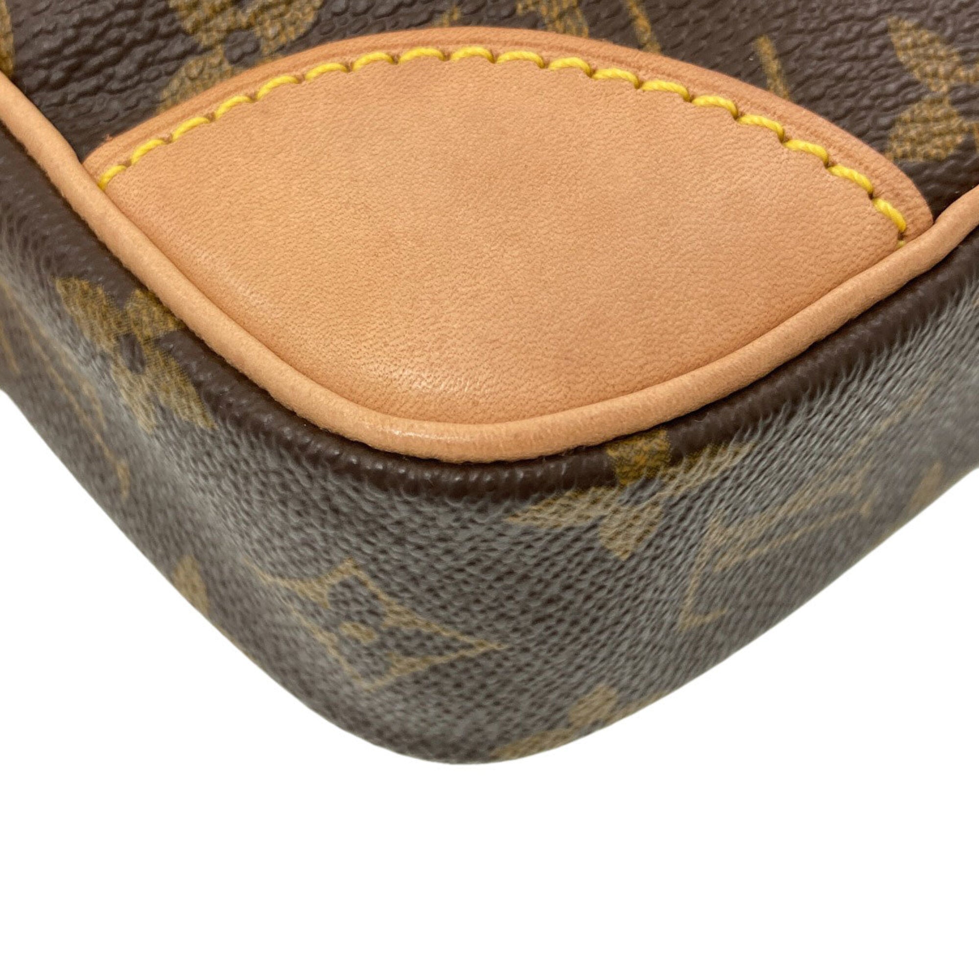 Louis Vuitton Monogram Monogram Canvas Shoulder Bag (Pre-Owned)