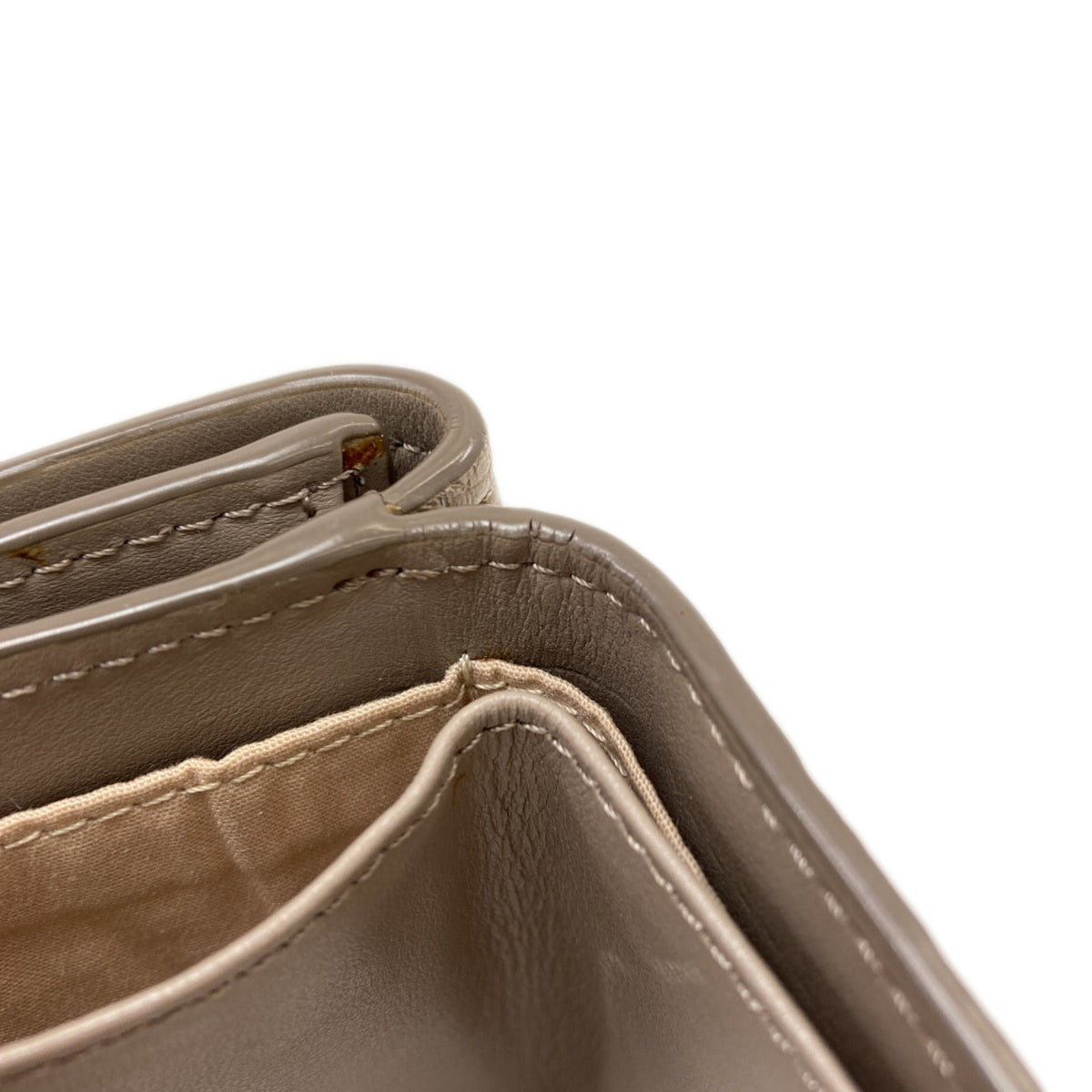 Chloé Brown Leather Wallet (Bi-Fold) (Pre-Owned)