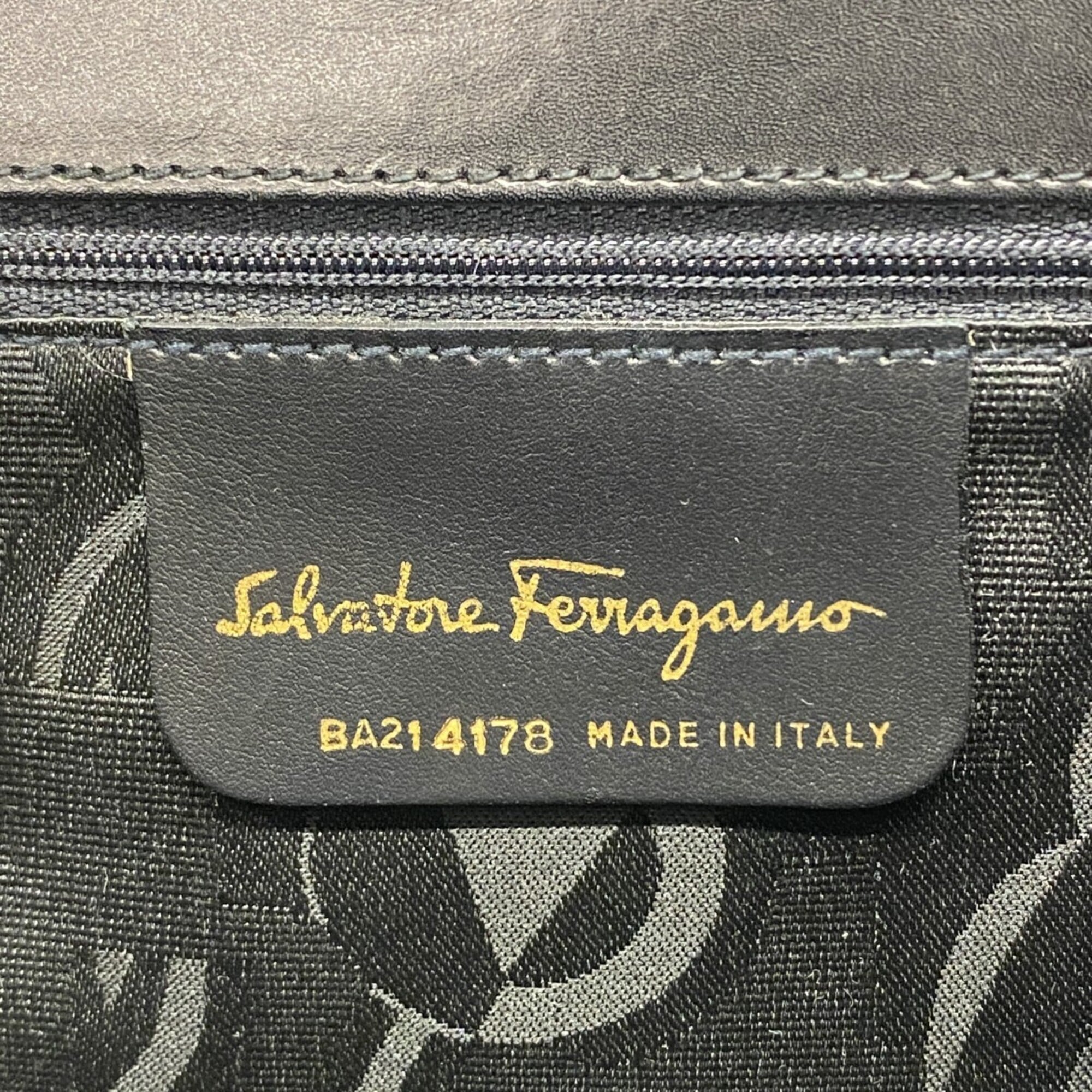 Salvatore Ferragamo Black Leather Handbag (Pre-Owned)