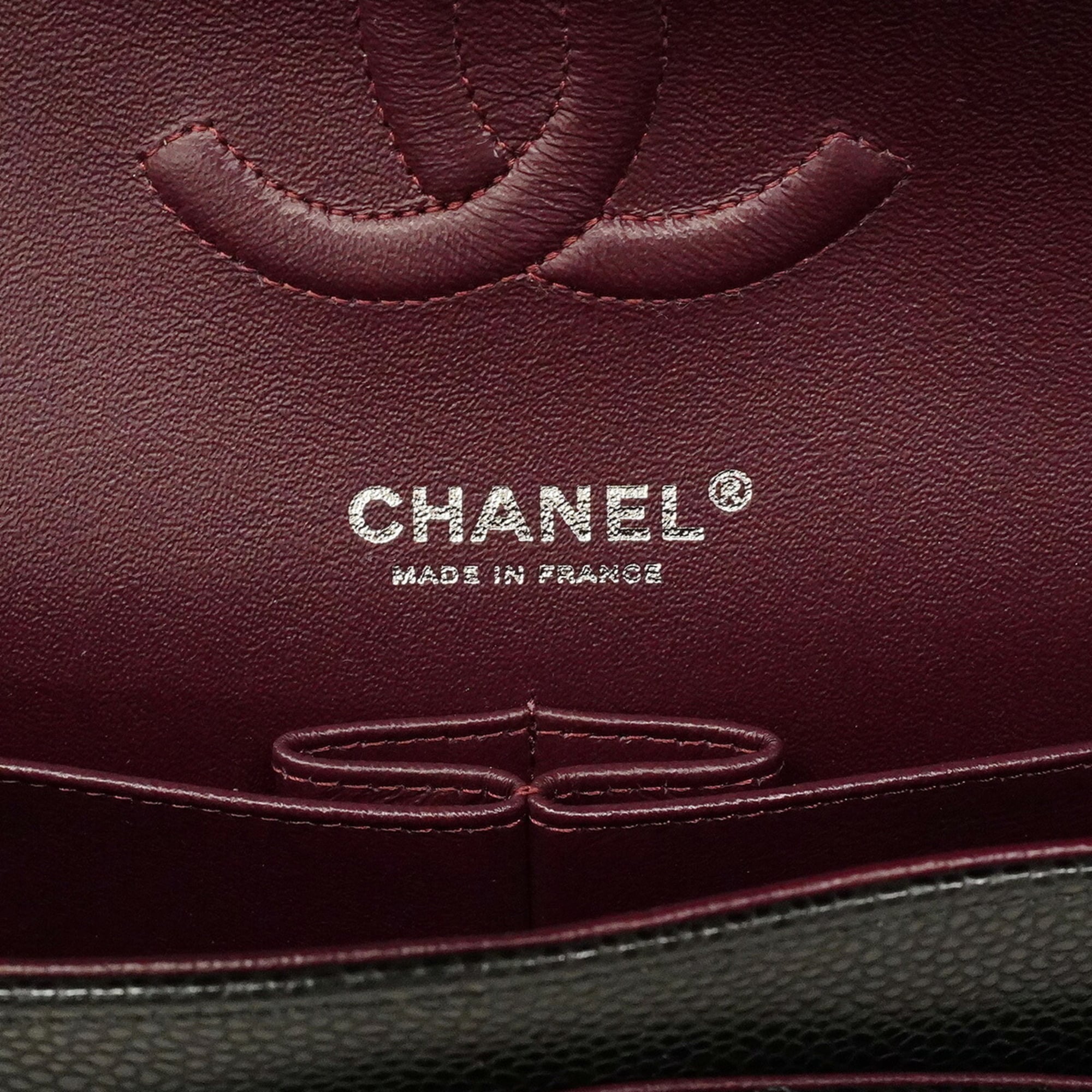 Chanel Black Grained Calfskin Shoulder Bag (Pre-Owned)
