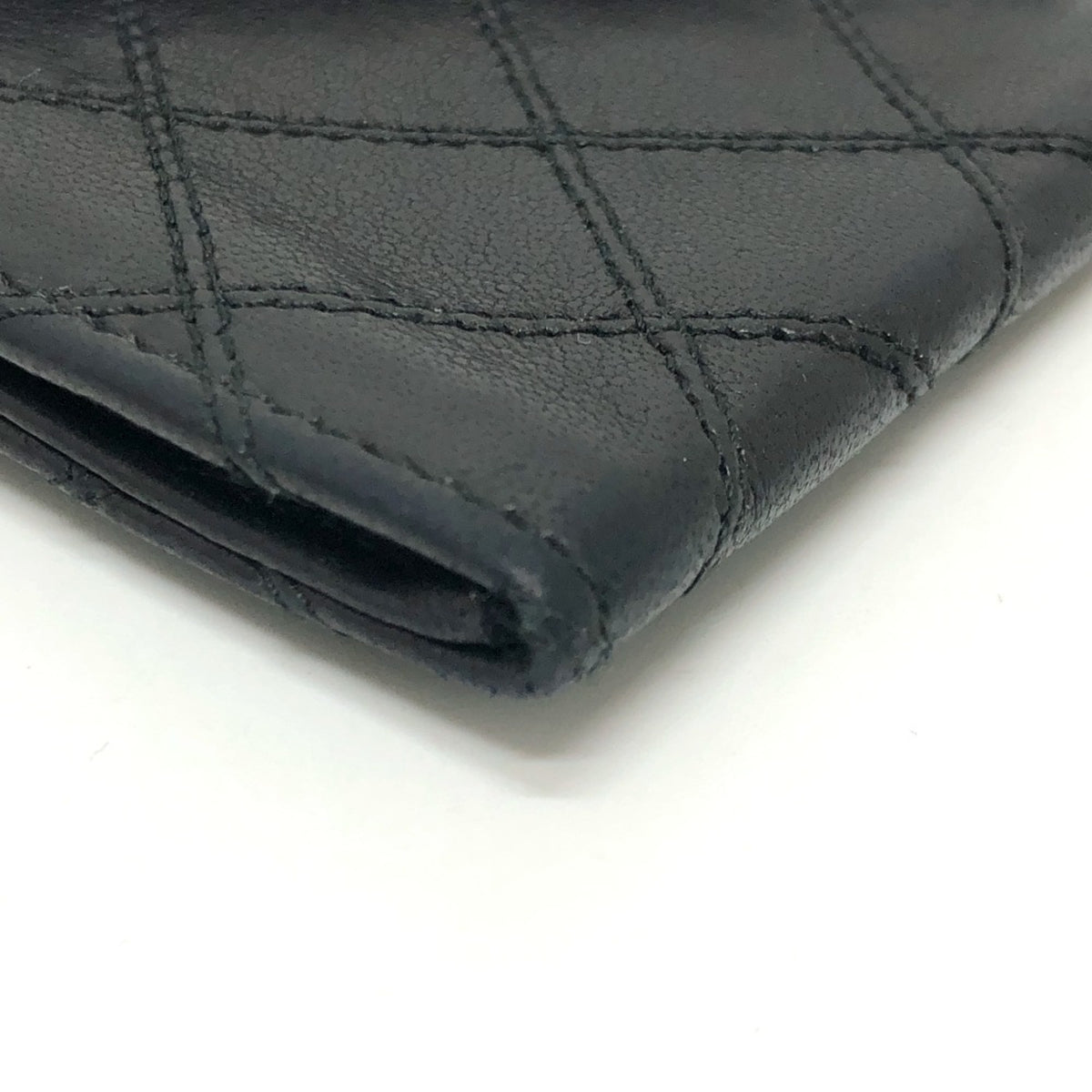 Chanel Black Leather Long Wallet (Bi-Fold) (Pre-Owned)