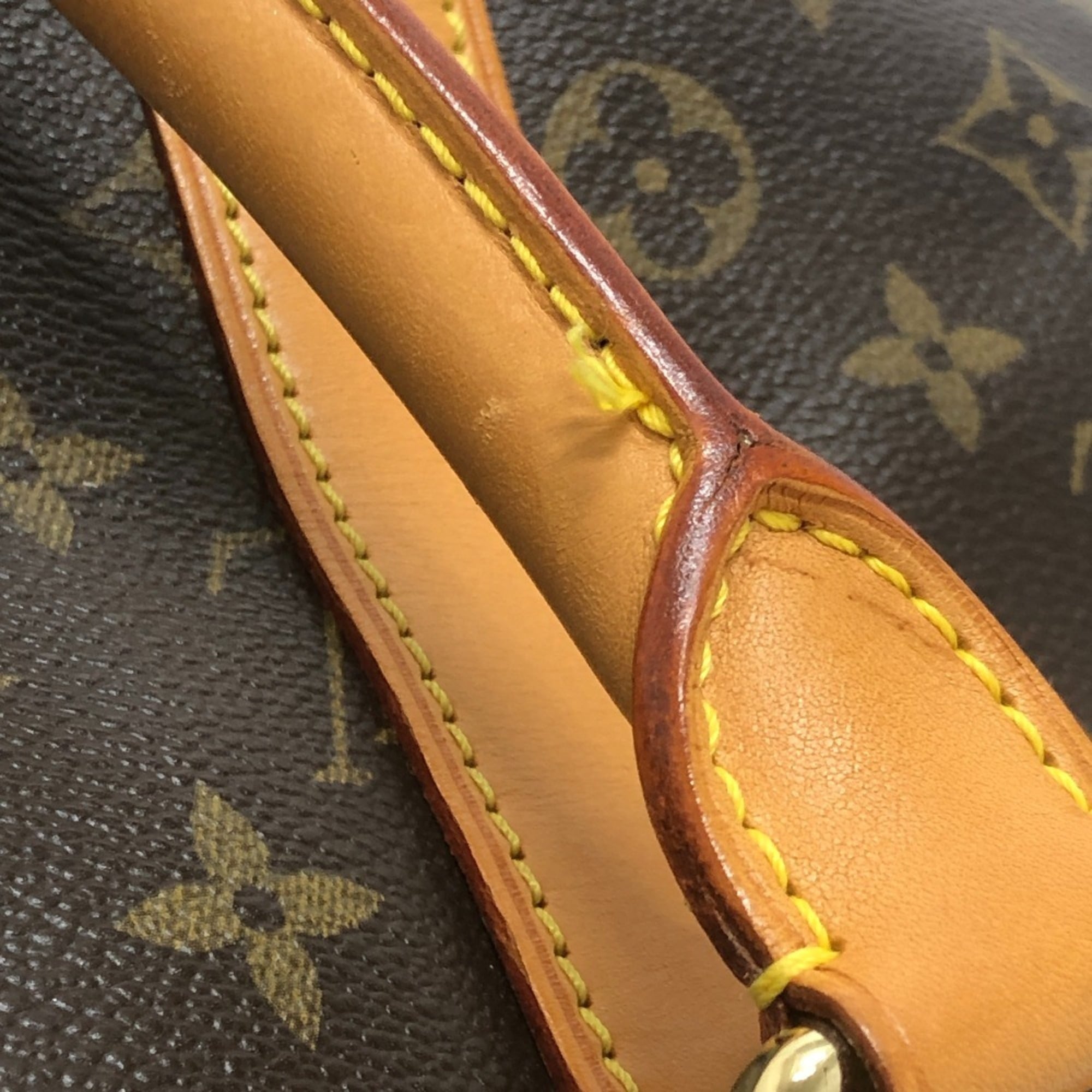 Louis Vuitton Brown Monogram Canvas Boston Bag (Pre-Owned)