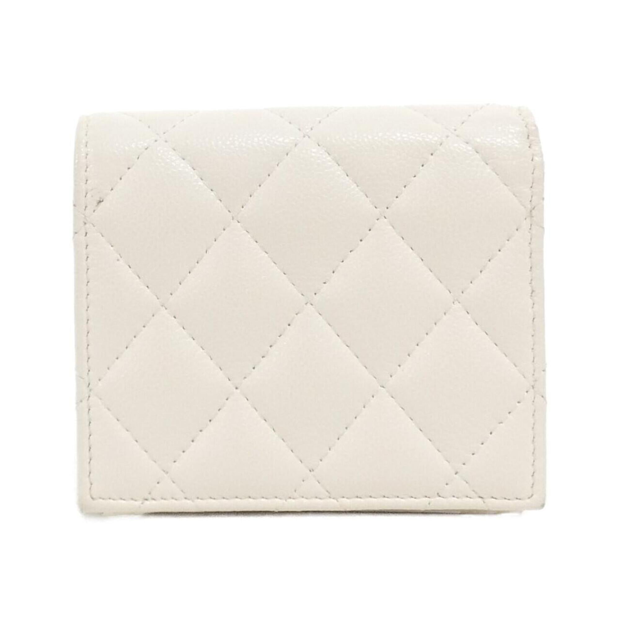Chanel White Grained Calfskin Long Wallet (Bi-Fold) (Pre-Owned)