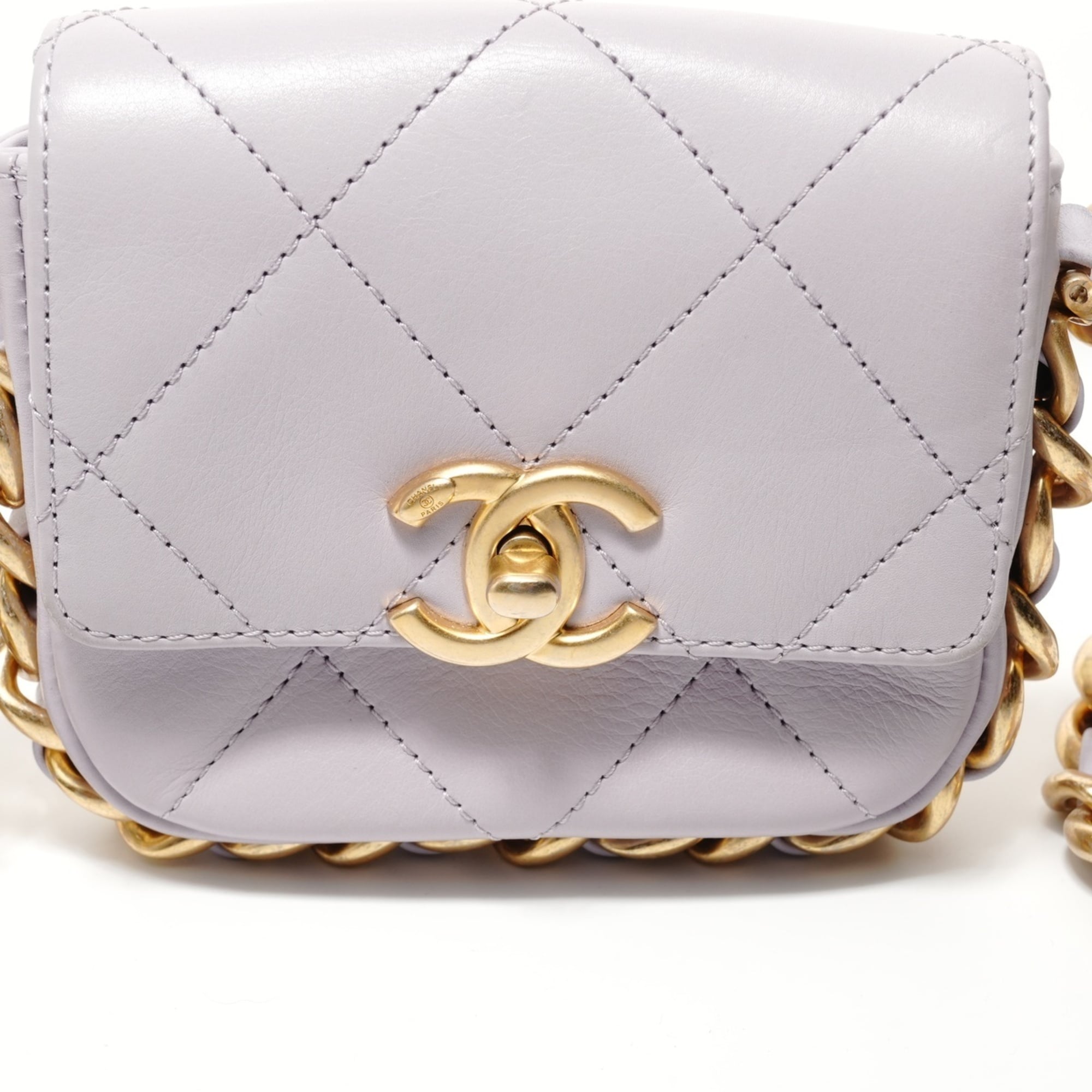 Chanel Purple Shoulder Bag (Pre-Owned)