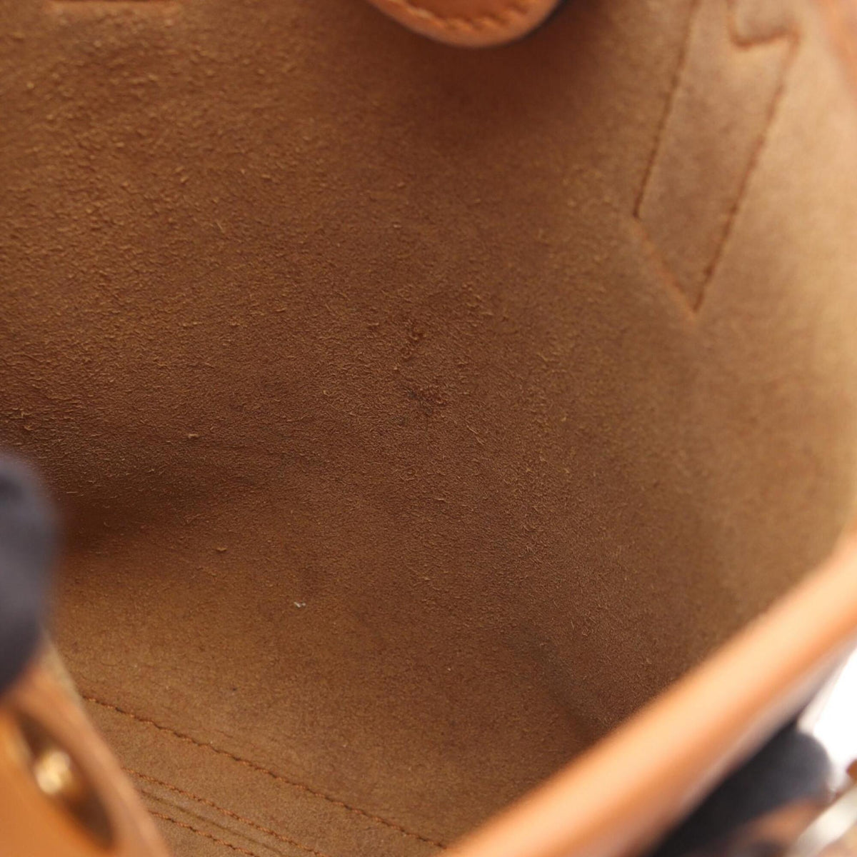 Mcm Brown Coated Canvas Leather Handbag (Pre-Owned)