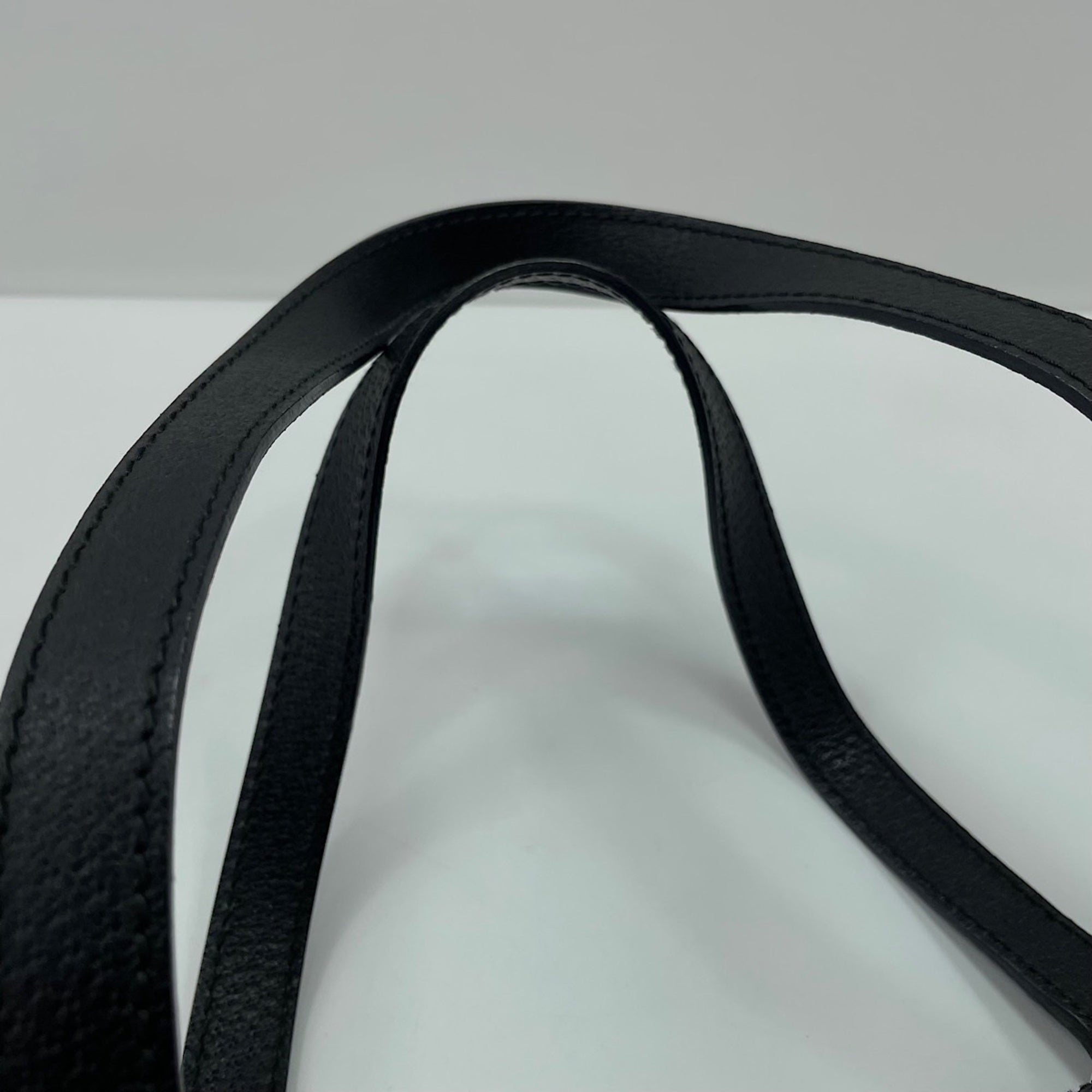 Gucci Black Shoulder Bag (Pre-Owned)