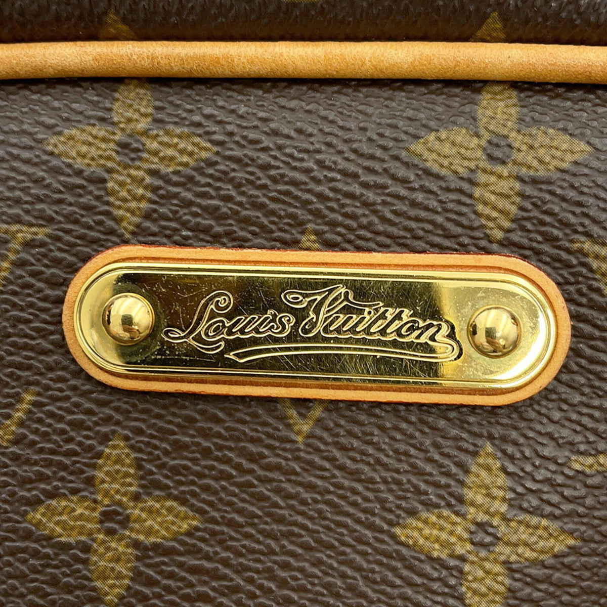 Louis Vuitton Brown Monogram Handbag (Pre-Owned)
