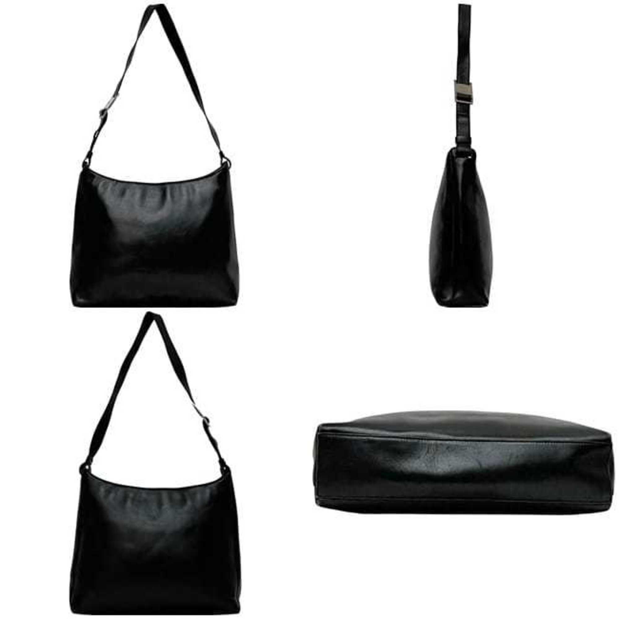 Salvatore Ferragamo Black Leather Shoulder Bag (Pre-Owned)