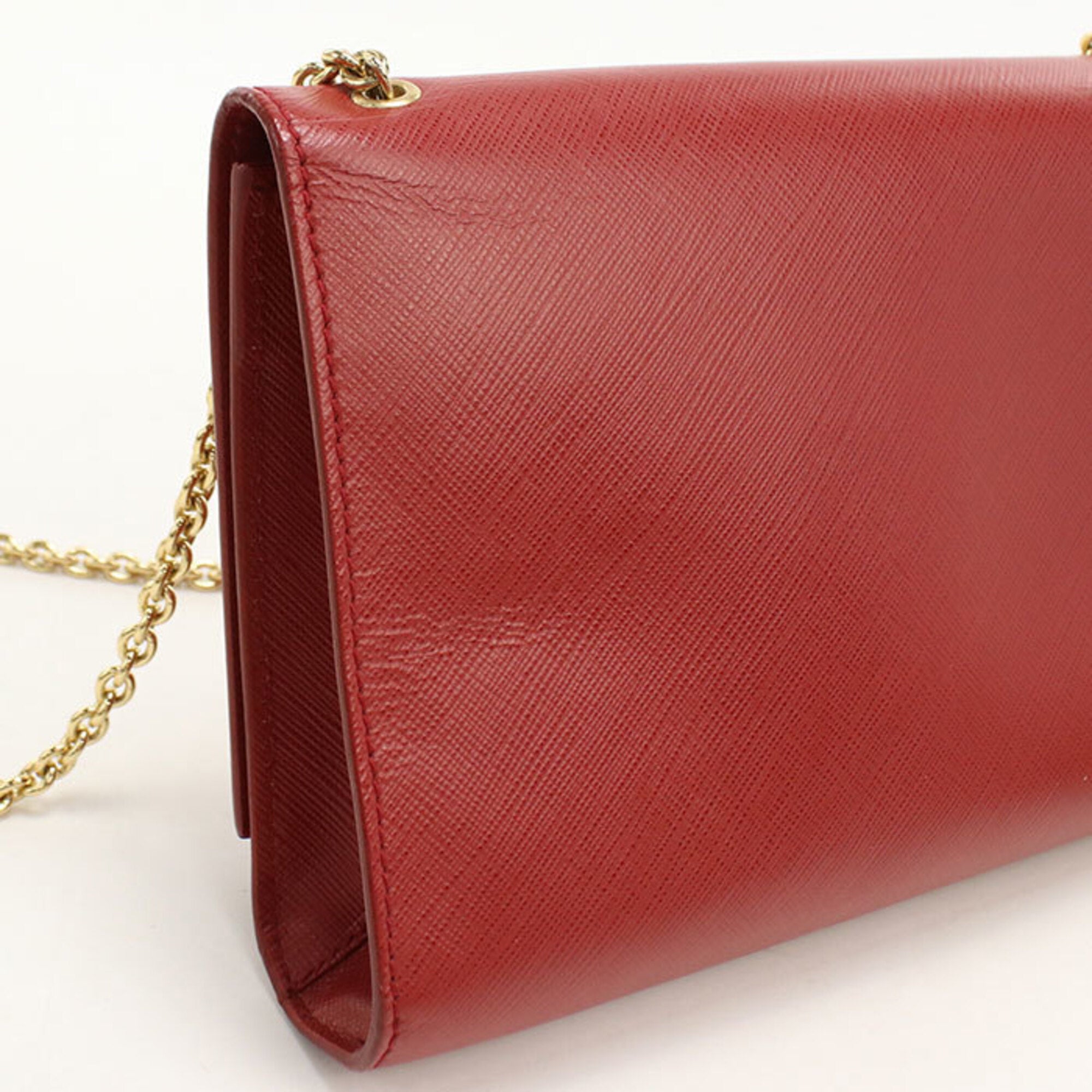 Salvatore Ferragamo Red Color Leather Shoulder Bag (Pre-Owned)