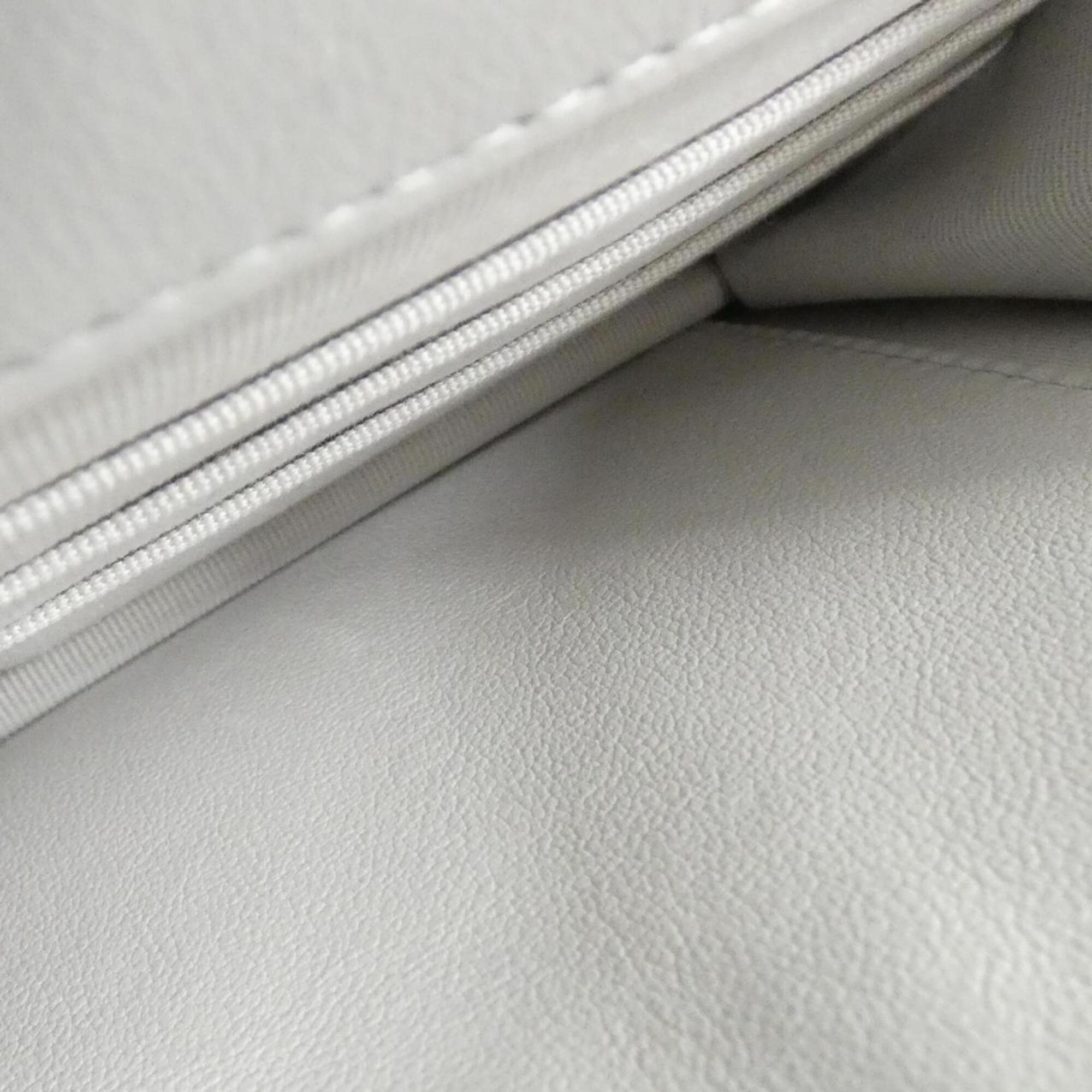 Chanel Gray Leather Chain/Shoulder Wallet (Pre-Owned)