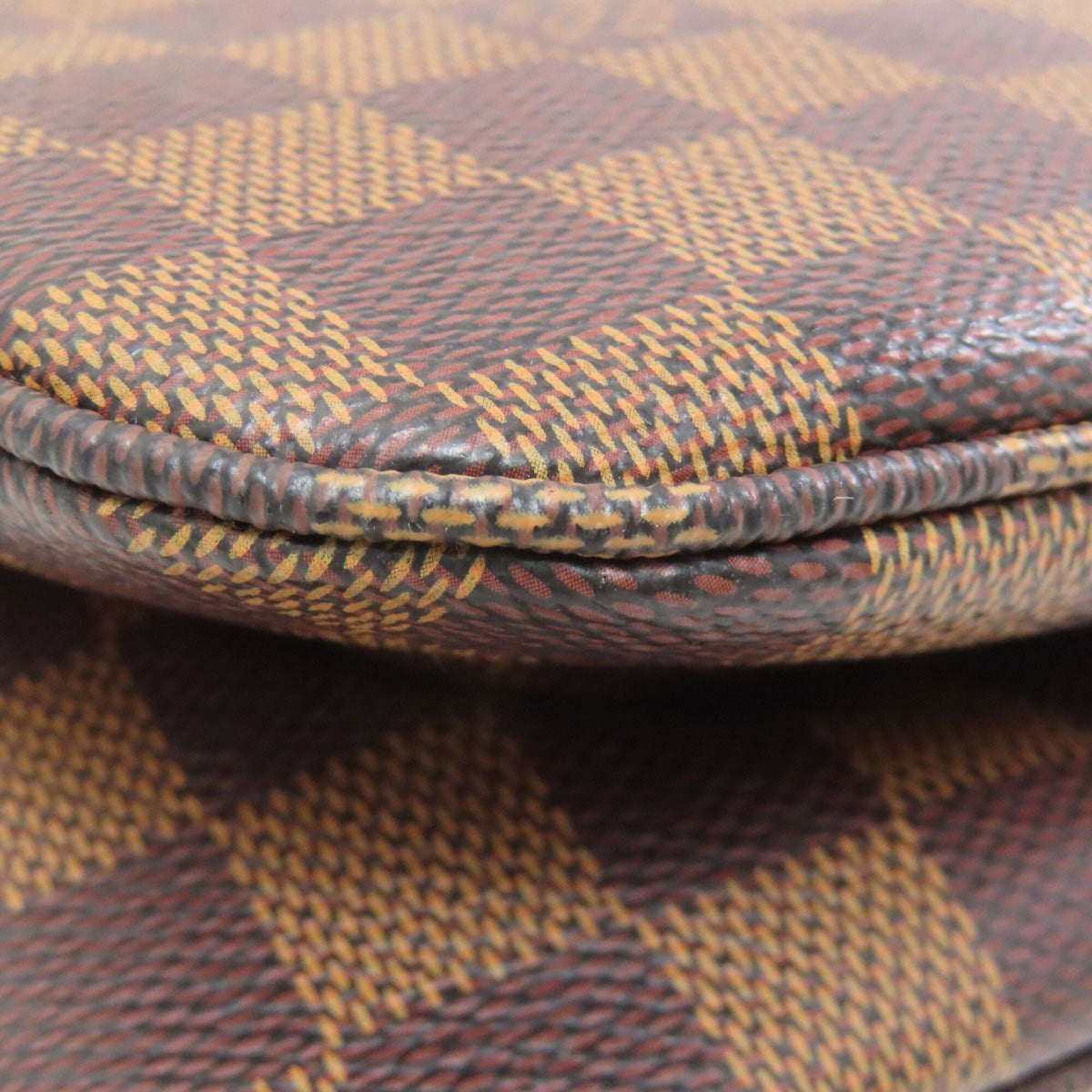 Louis Vuitton Damier Canvas Ebene Damier Canvas Shoulder Bag (Pre-Owned)