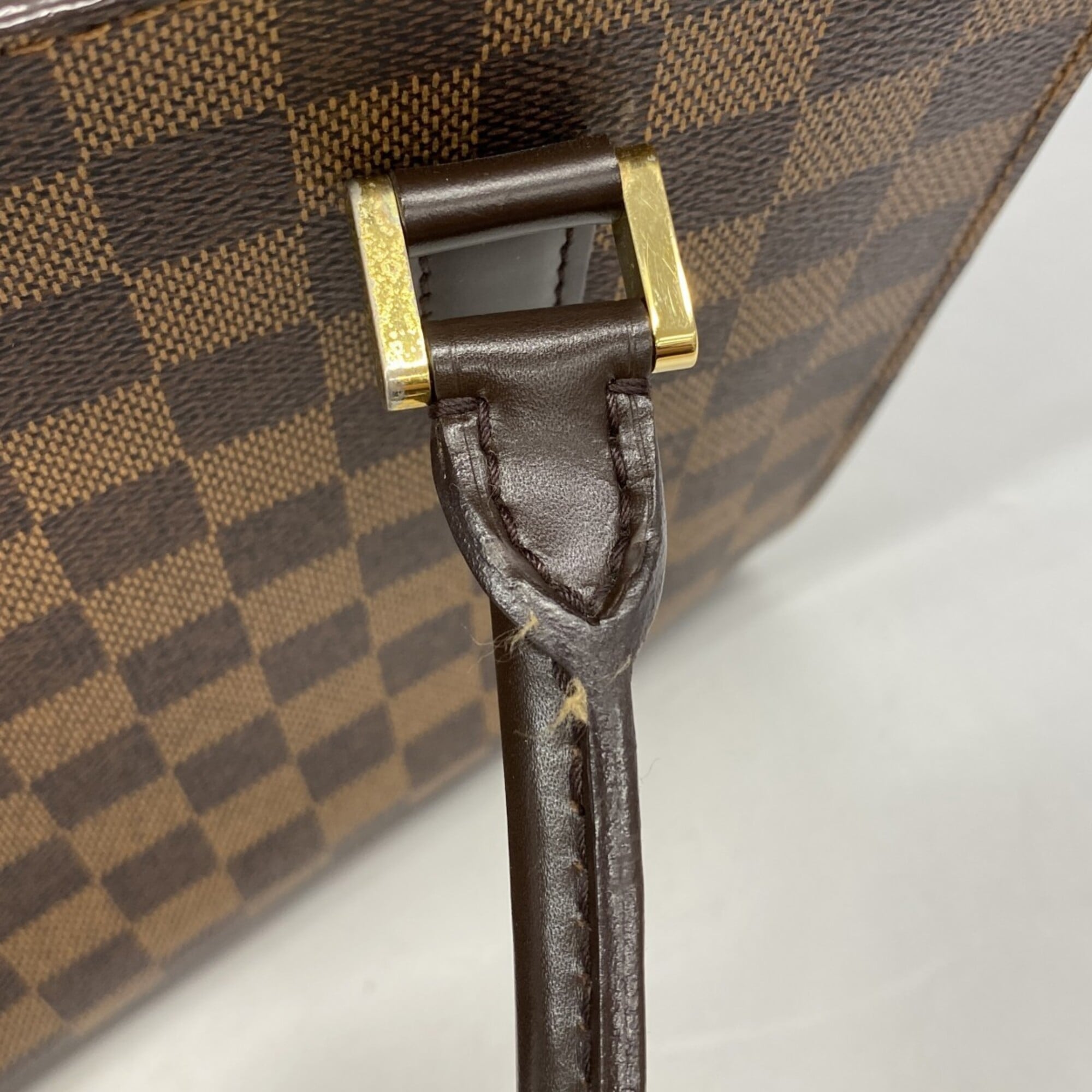 Louis Vuitton Ebene Handbag (Pre-Owned)