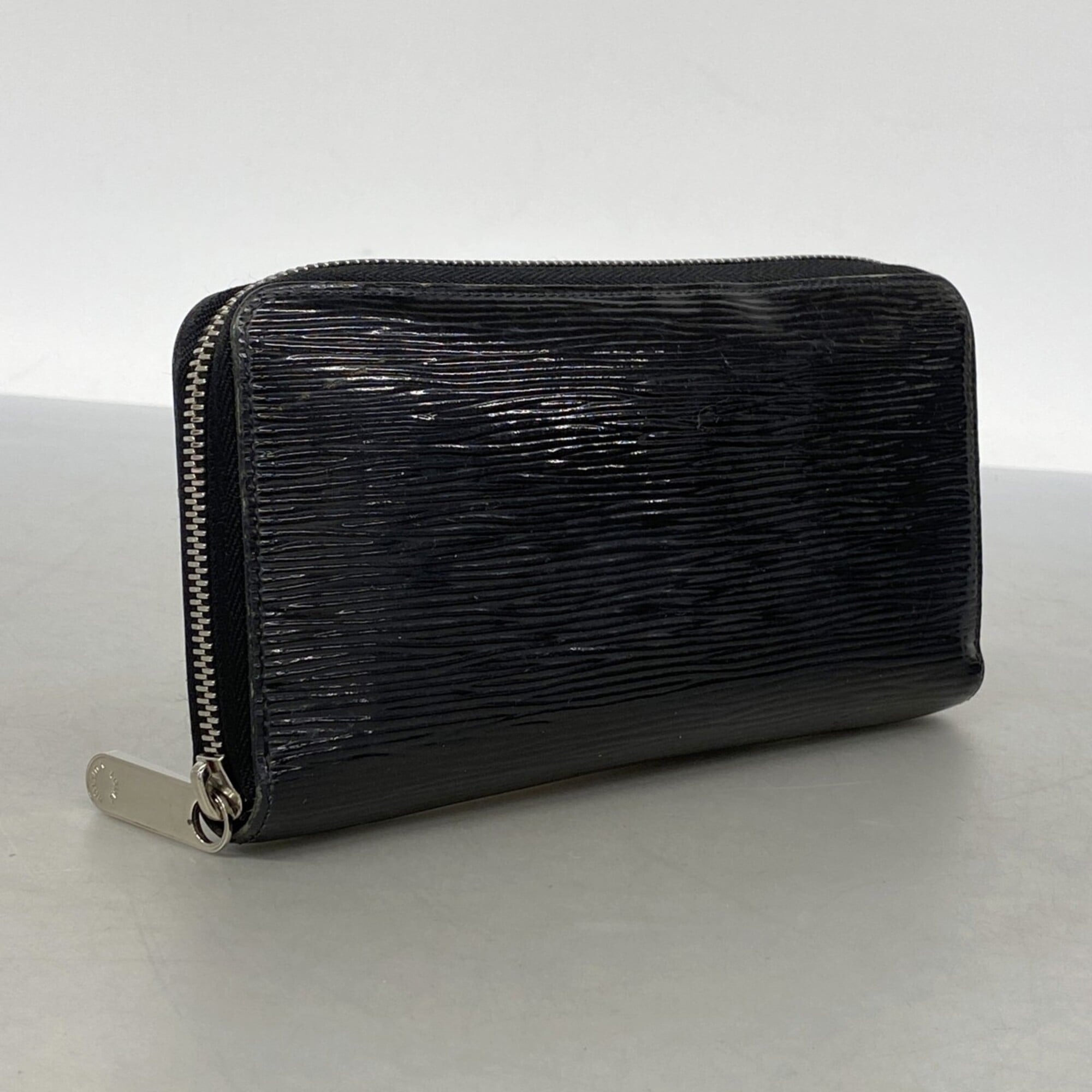 Louis Vuitton Black Long Wallet (Bi-Fold) (Pre-Owned)