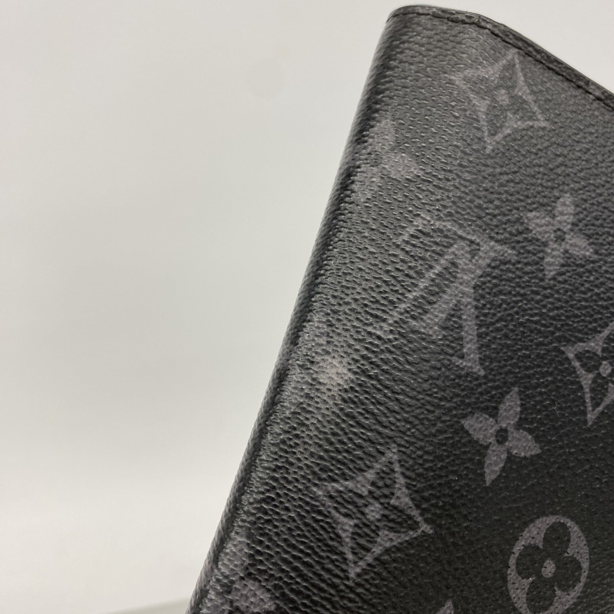 Louis Vuitton Black Long Wallet (Bi-Fold) (Pre-Owned)