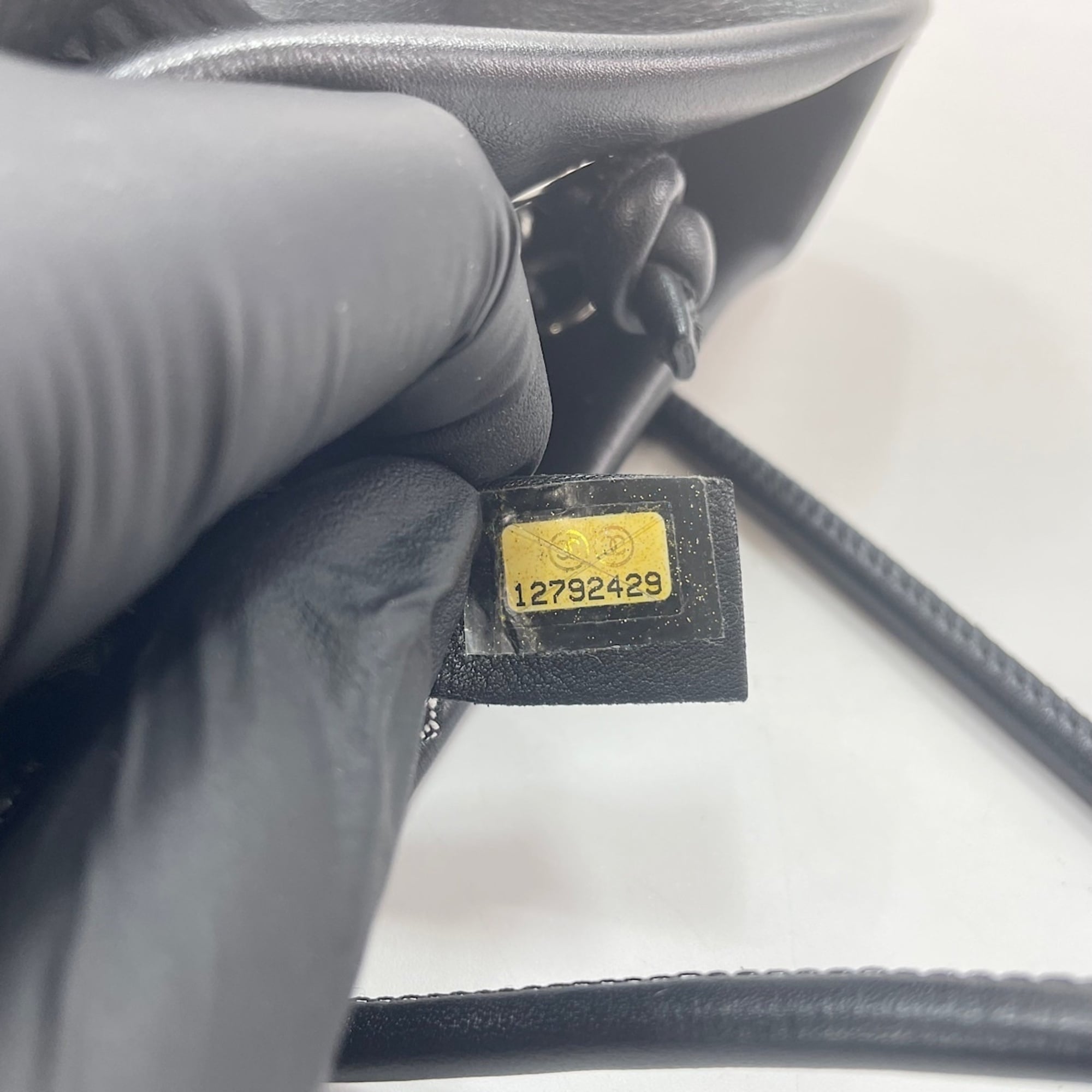 Chanel Black Handbag (Pre-Owned)