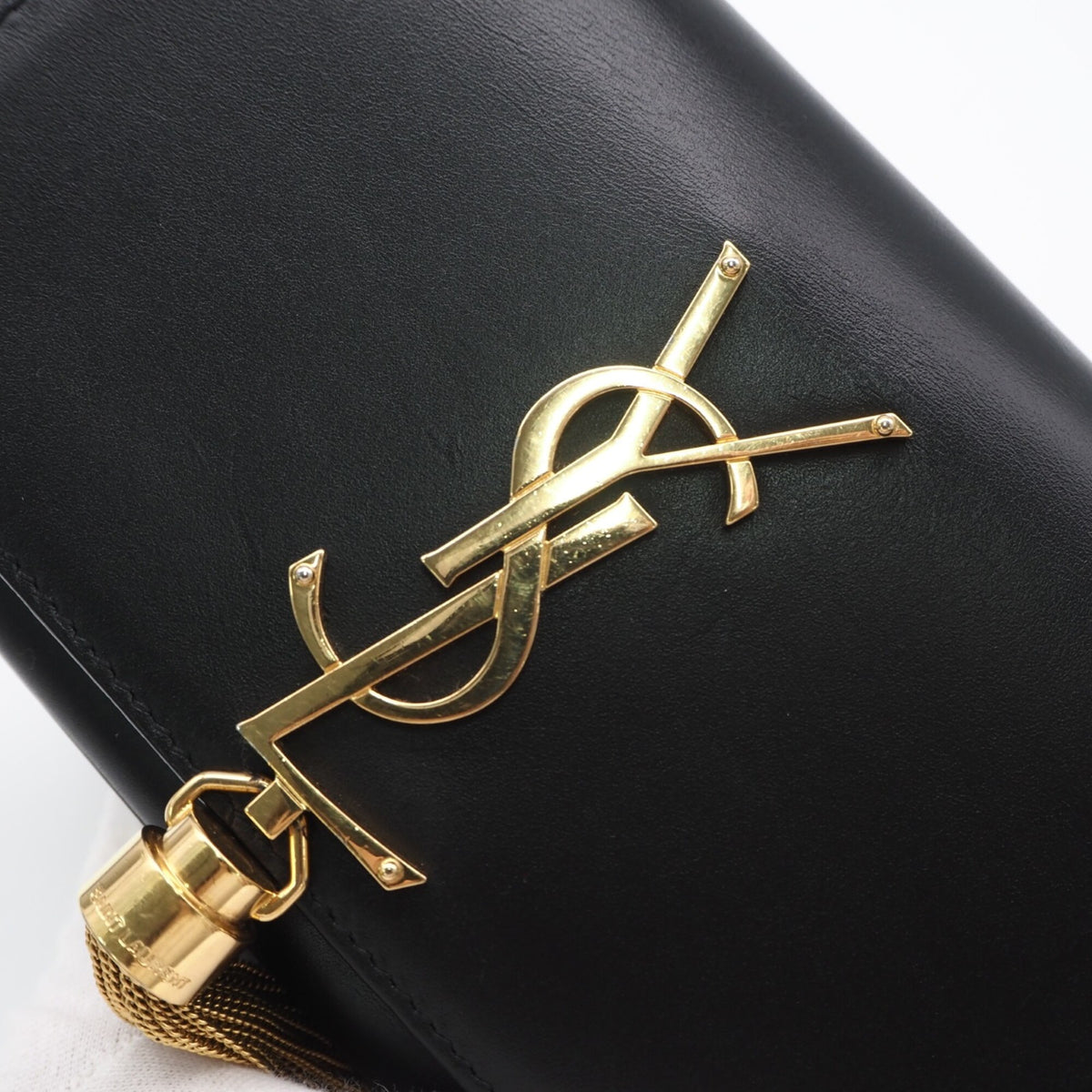 Yves Saint Laurent Black Leather Shoulder Bag (Pre-Owned)